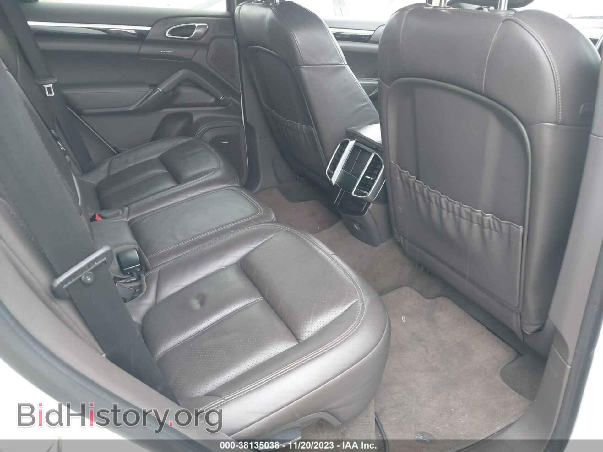 2017 PORSCHE CAYENNE - VIN: WP1AA2A25HKA81136 - Фото 8