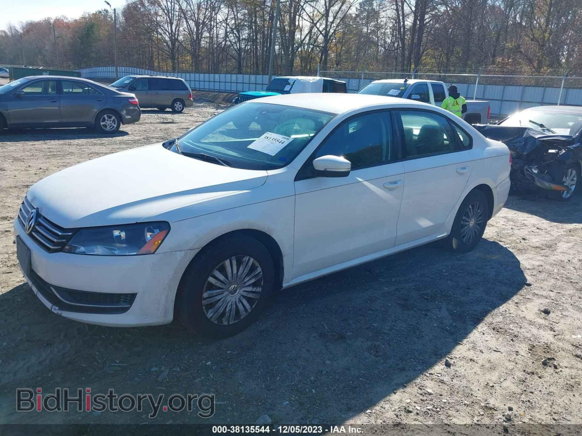2014 VOLKSWAGEN PASSAT - VIN: 1VWAP7A35EC006767 - Фото 2
