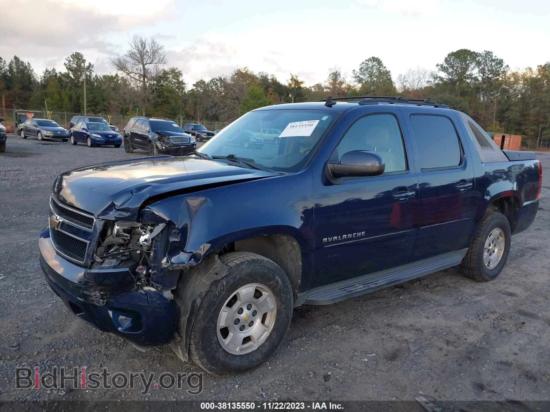 2011 CHEVROLET AVALANCHE 1500 - VIN: 3GNMCEE05BG153106 - Фото 6