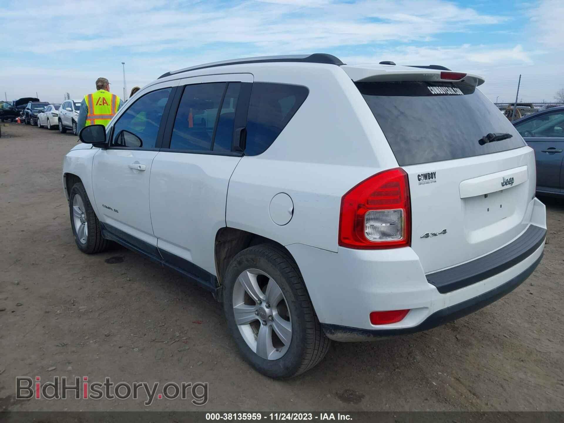 2011 JEEP COMPASS - VIN: 1J4NF1FB1BD279645 - Photo 3