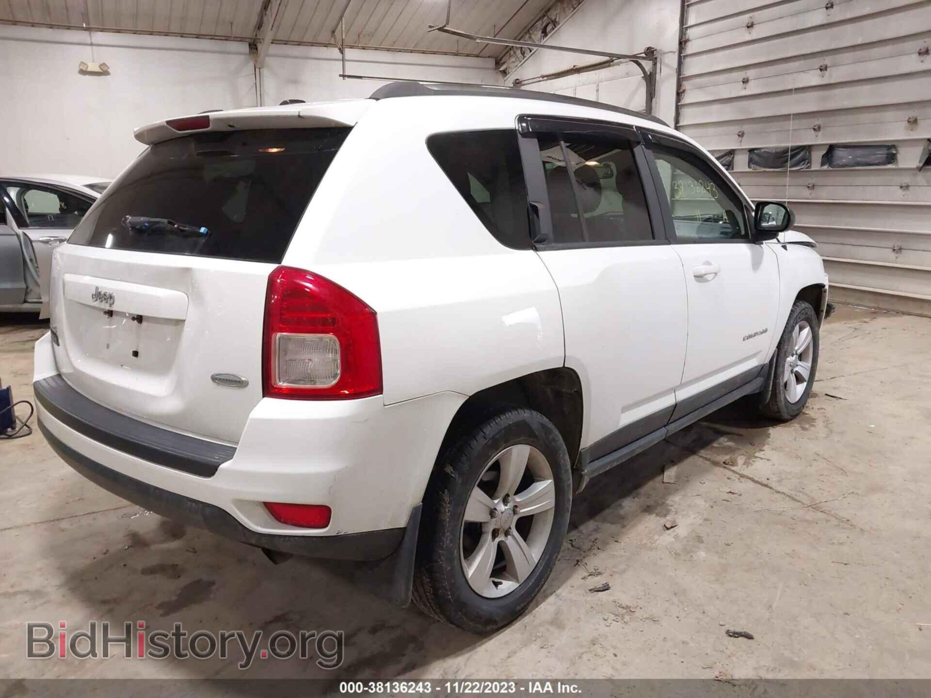 2011 JEEP COMPASS - VIN: 1J4NF1FB4BD281292 - Photo 4