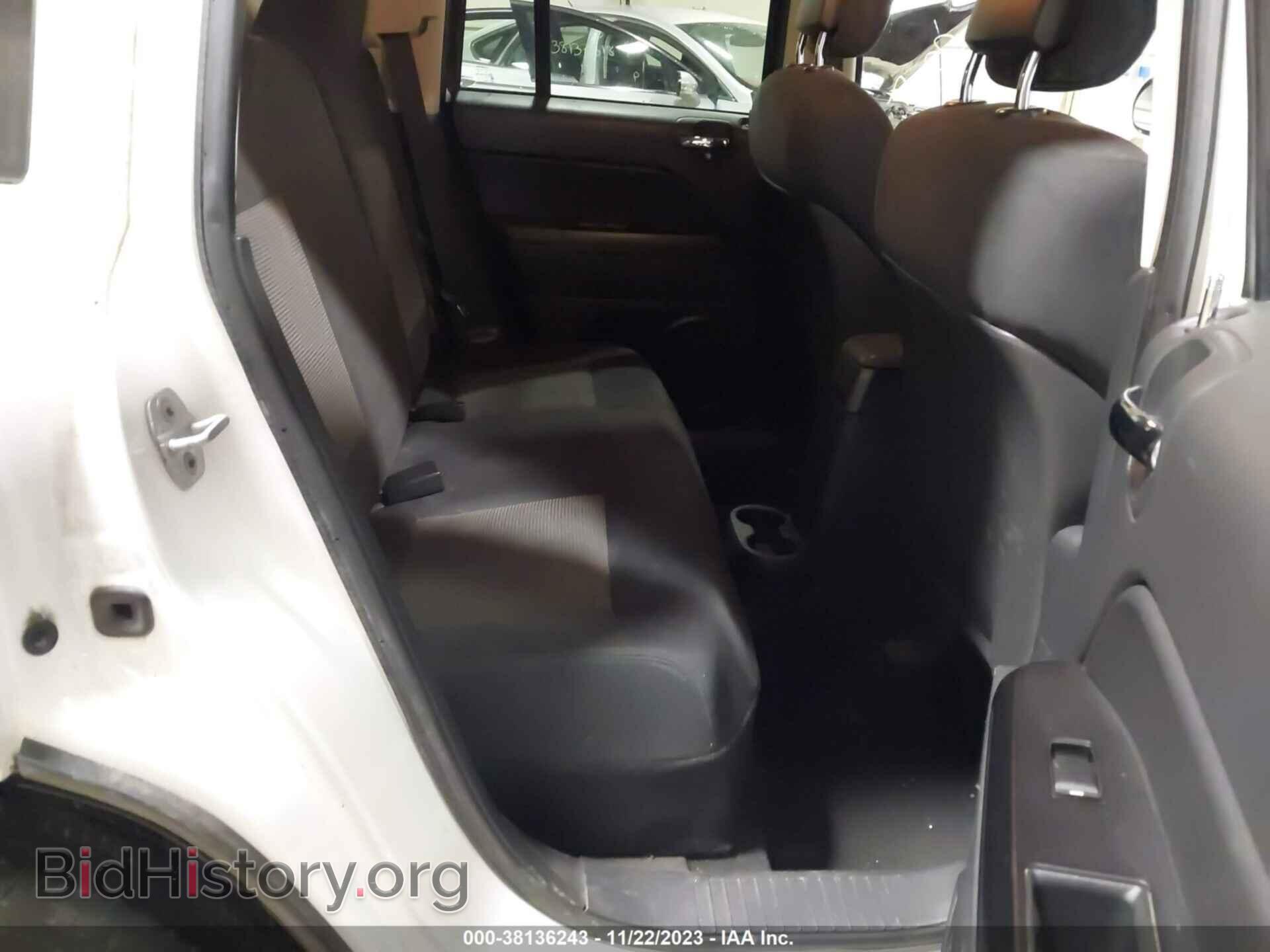 2011 JEEP COMPASS - VIN: 1J4NF1FB4BD281292 - Photo 8