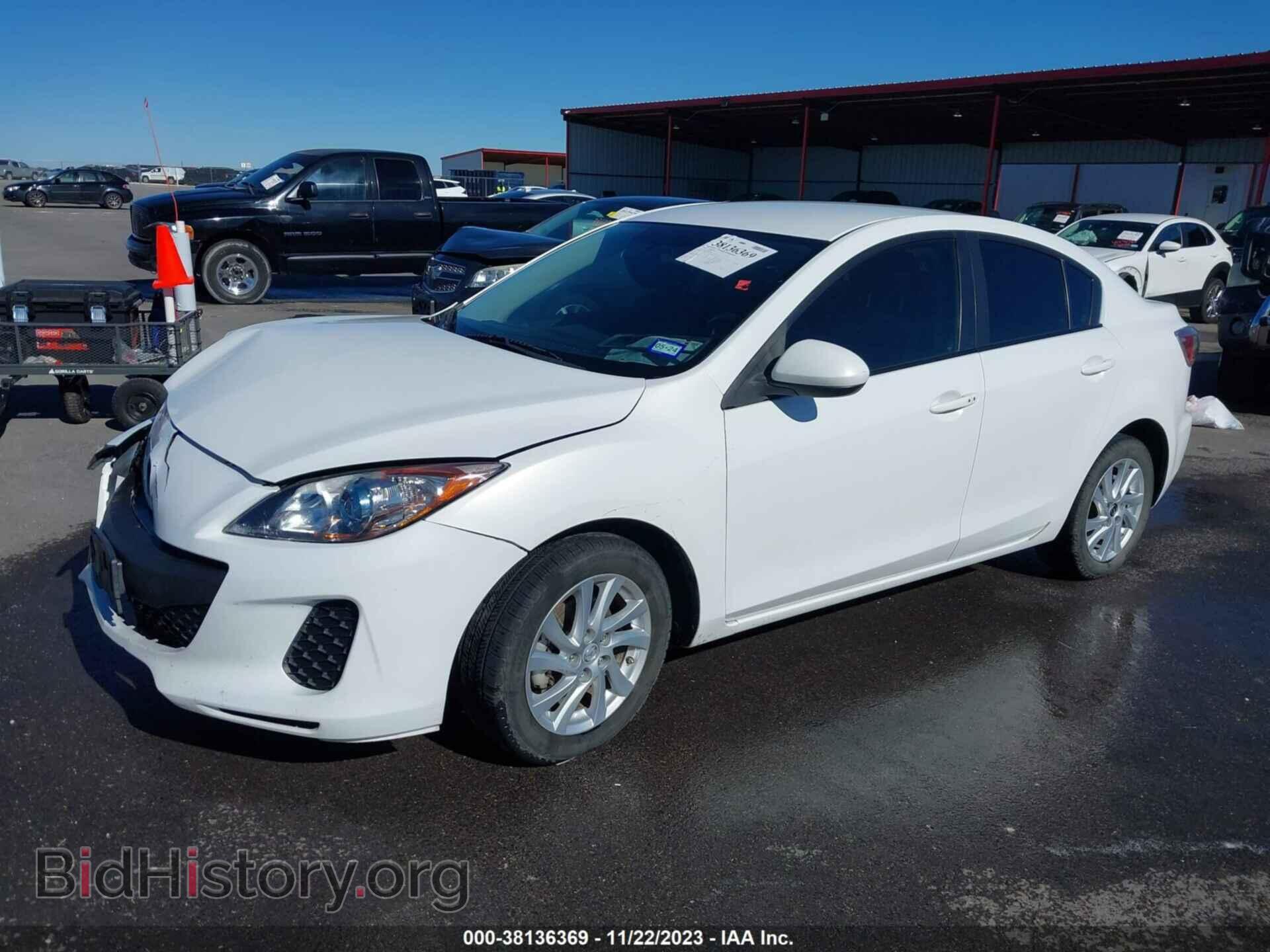 2013 MAZDA MAZDA3 - VIN: JM1BL1V76D1718003 - Фото 2