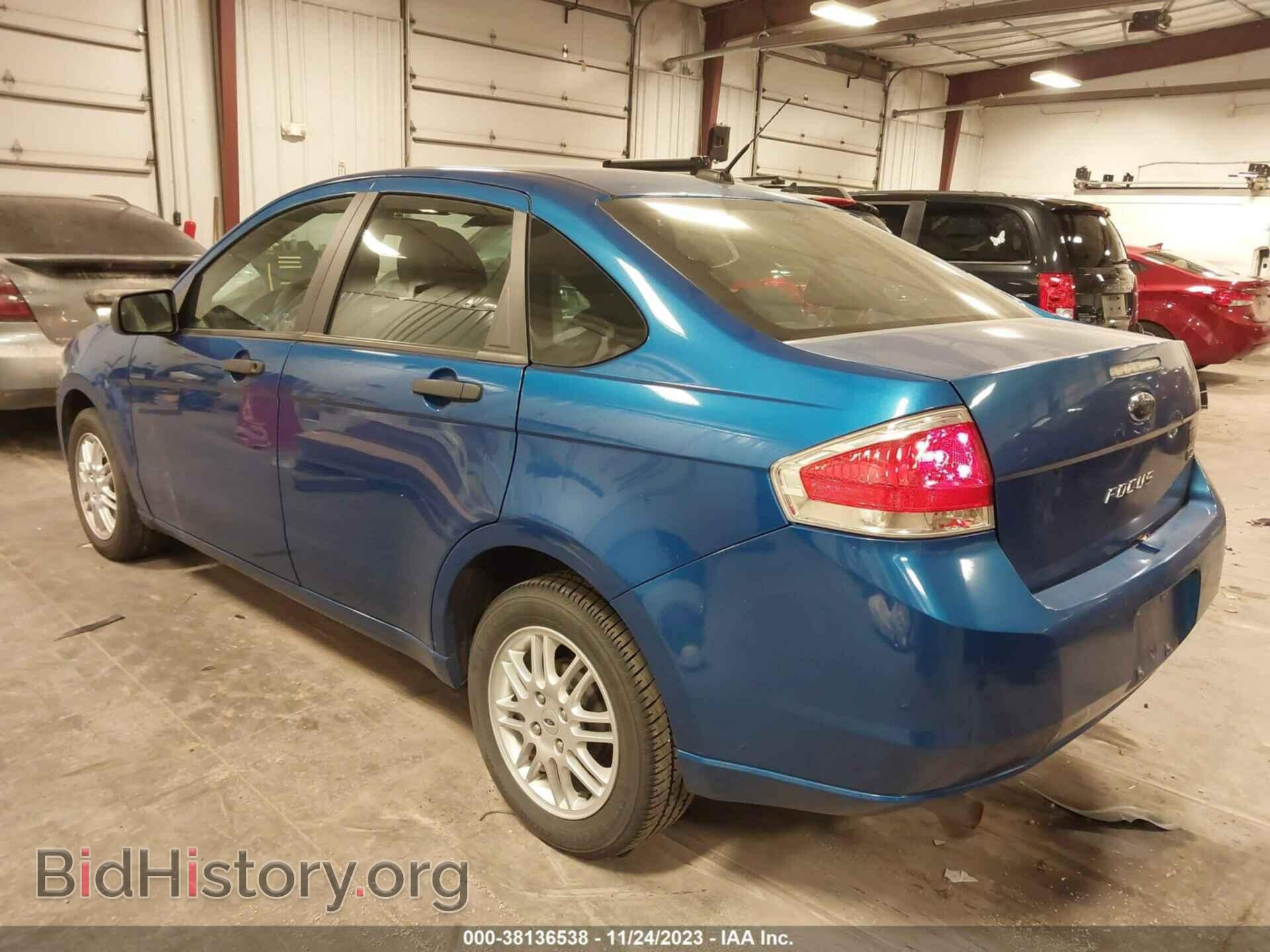 2011 FORD FOCUS - VIN: 1FAHP3FN8BW112294 - Фото 3