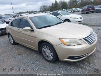 2011 Chrysler 200 LX, золотистый — VIN 1C3BC4FB5BN519779, IAAI