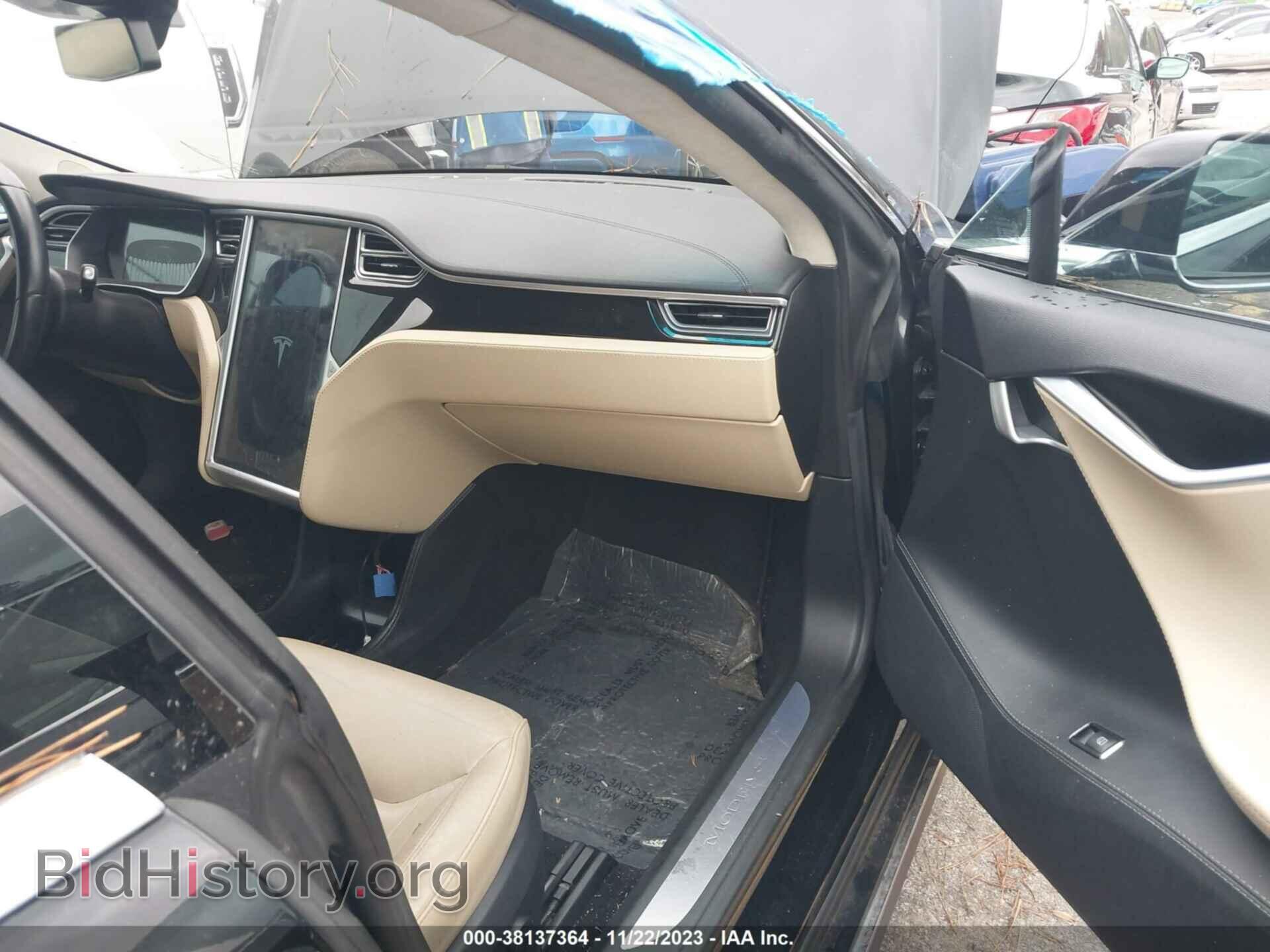 2015 TESLA MODEL S - VIN: 5YJSA1E1XFF108844 - Фото 5