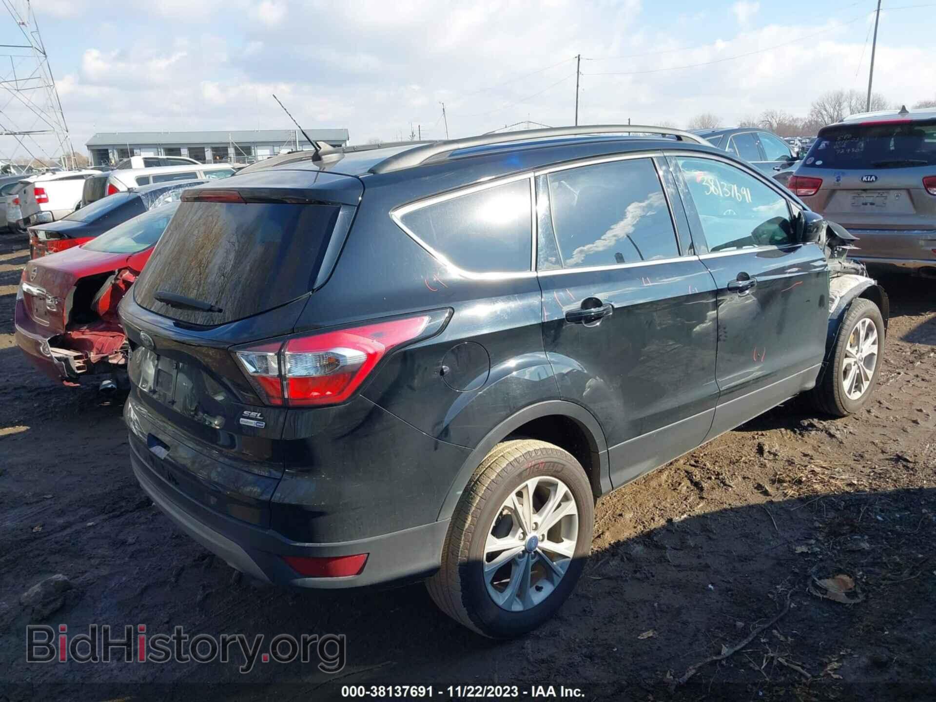 2018 FORD ESCAPE - VIN: 1FMCU9HD8JUD49345 - Фото 4