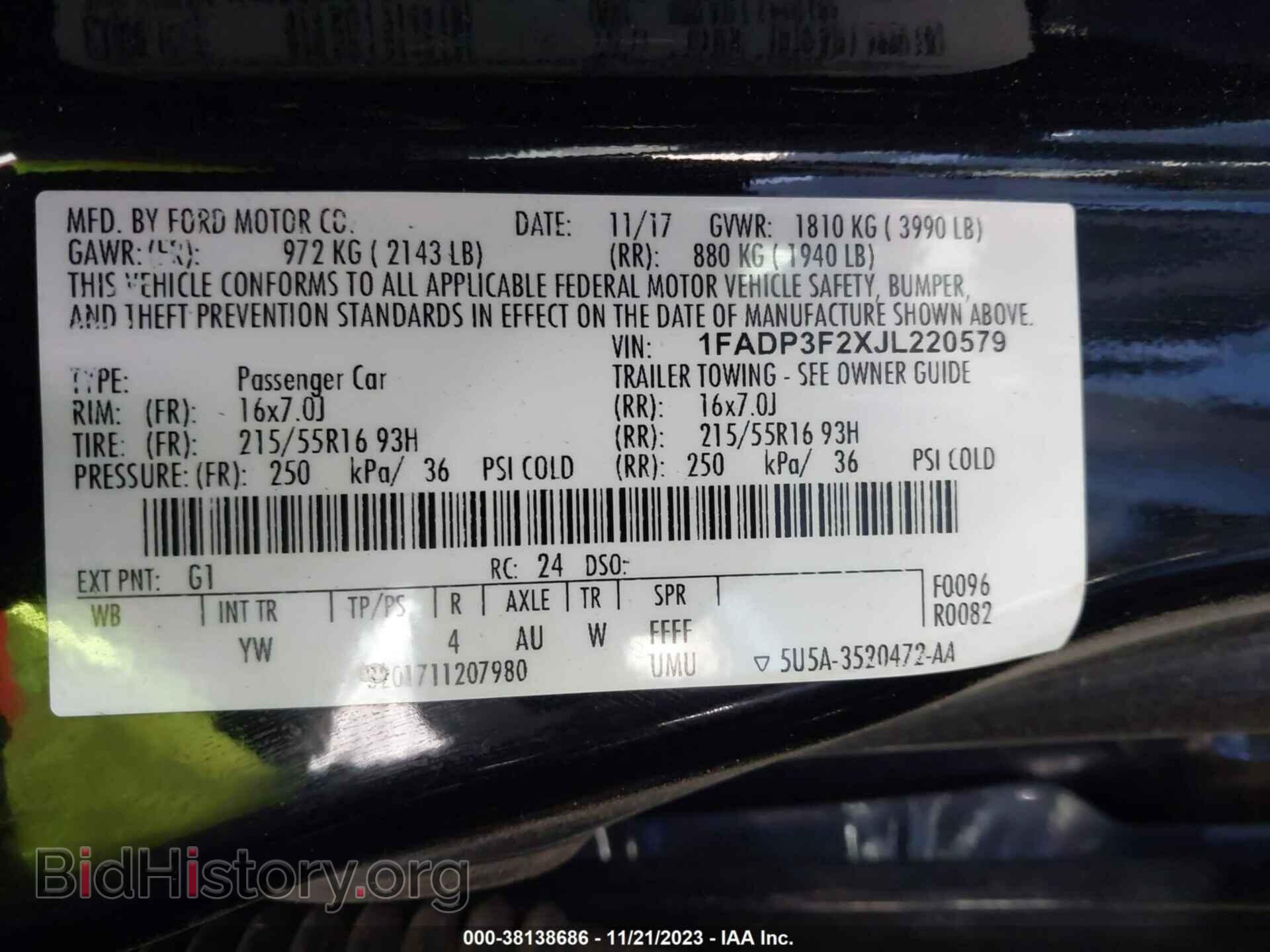 2018 FORD FOCUS - VIN: 1FADP3F2XJL220579 - Фото 9
