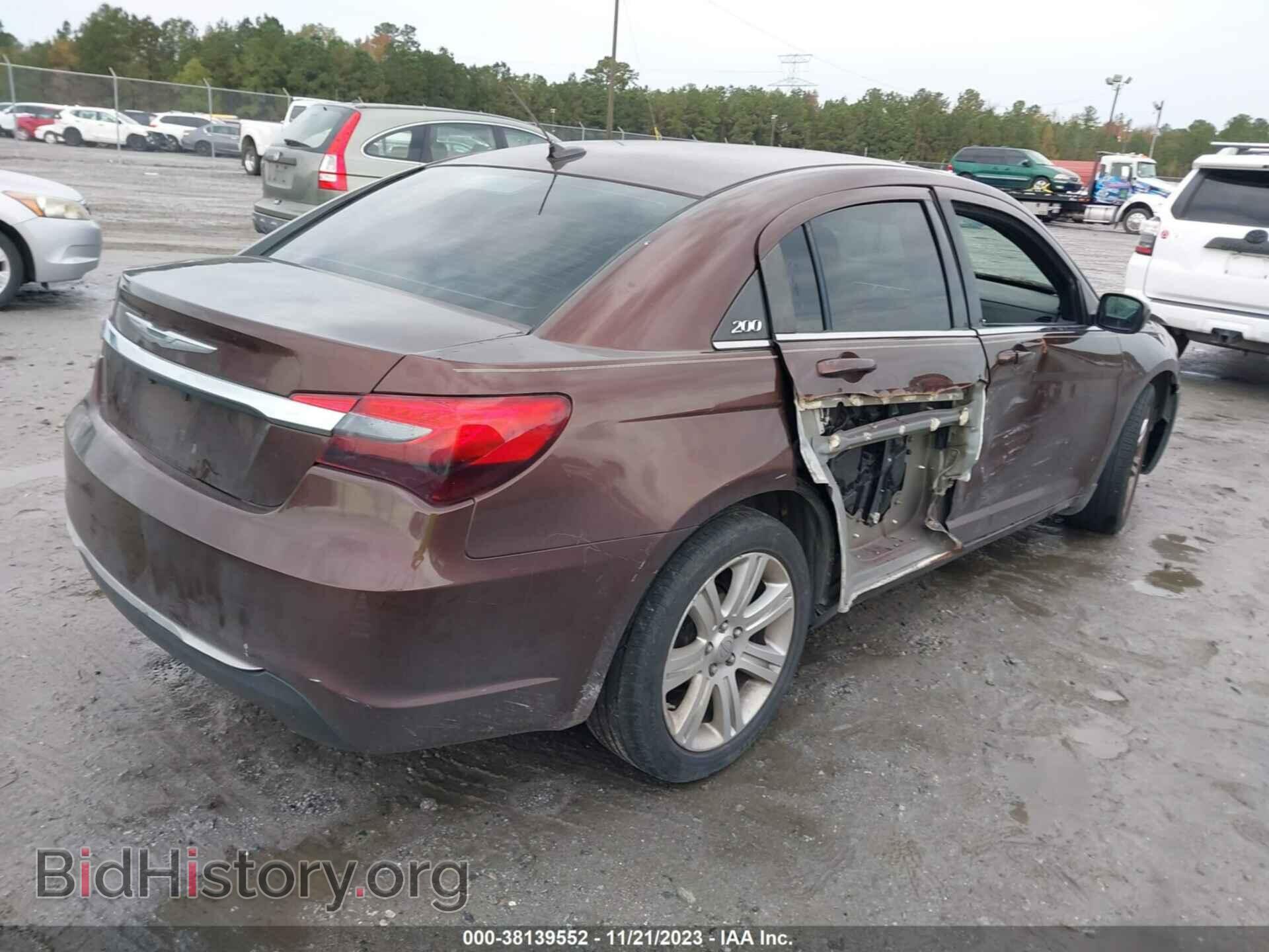 2013 CHRYSLER 200 - VIN: 1C3CCBBB7DN743279 - Фото 4