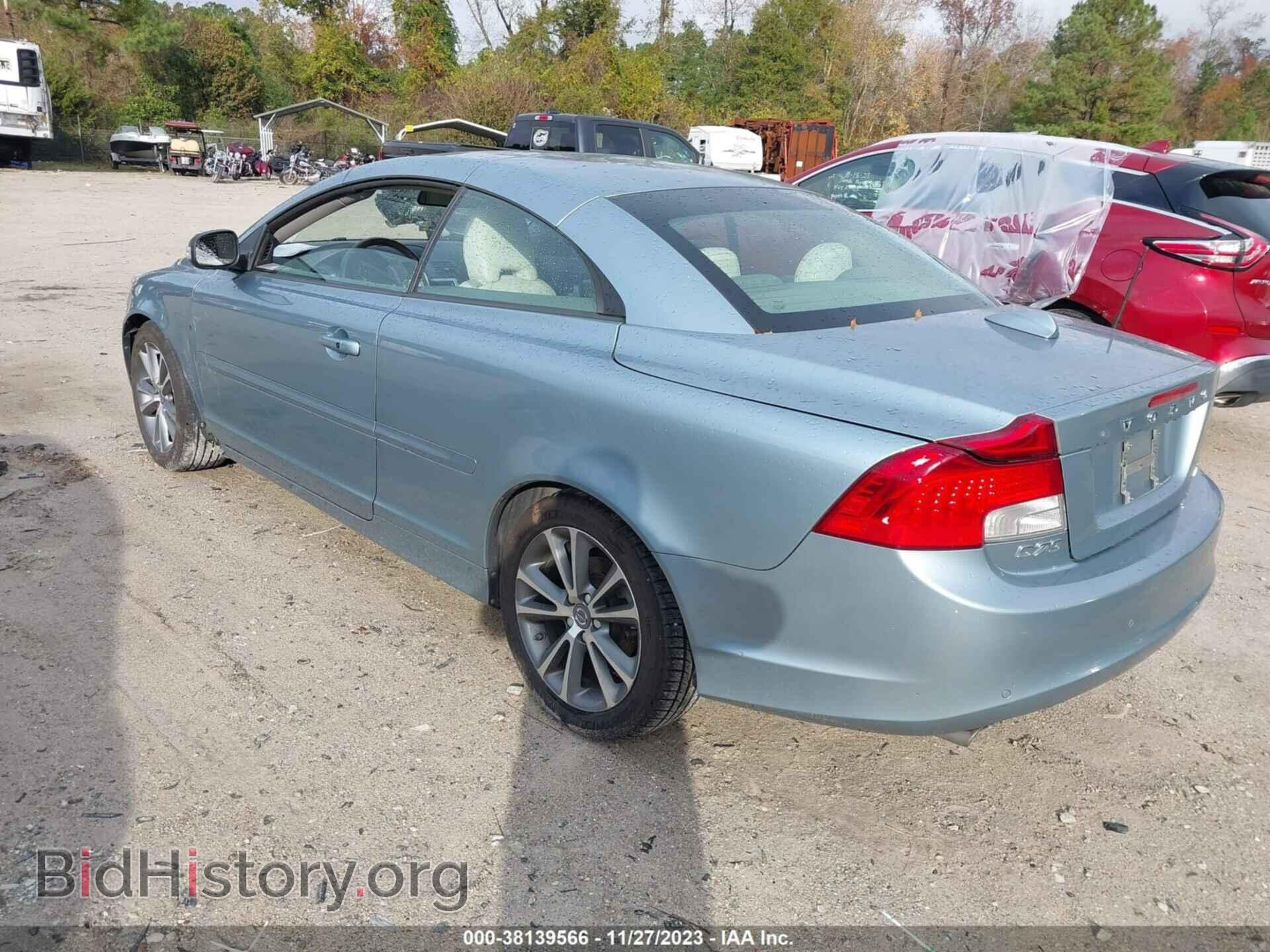 2011 VOLVO C70 - VIN: YV1672MC7BJ116745 - Фото 3