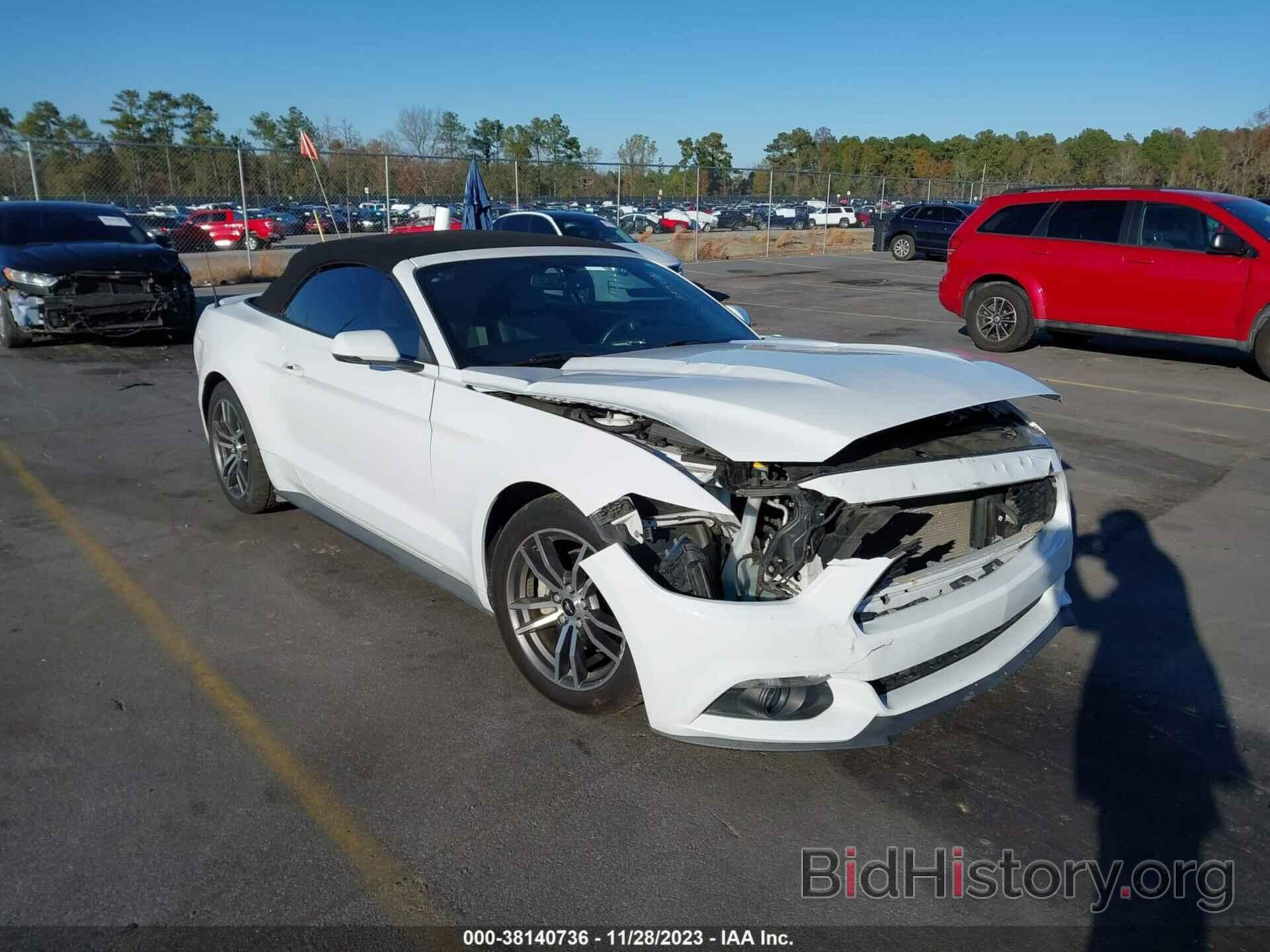 Photo 1FATP8UH9H5205215 - FORD MUSTANG 2017