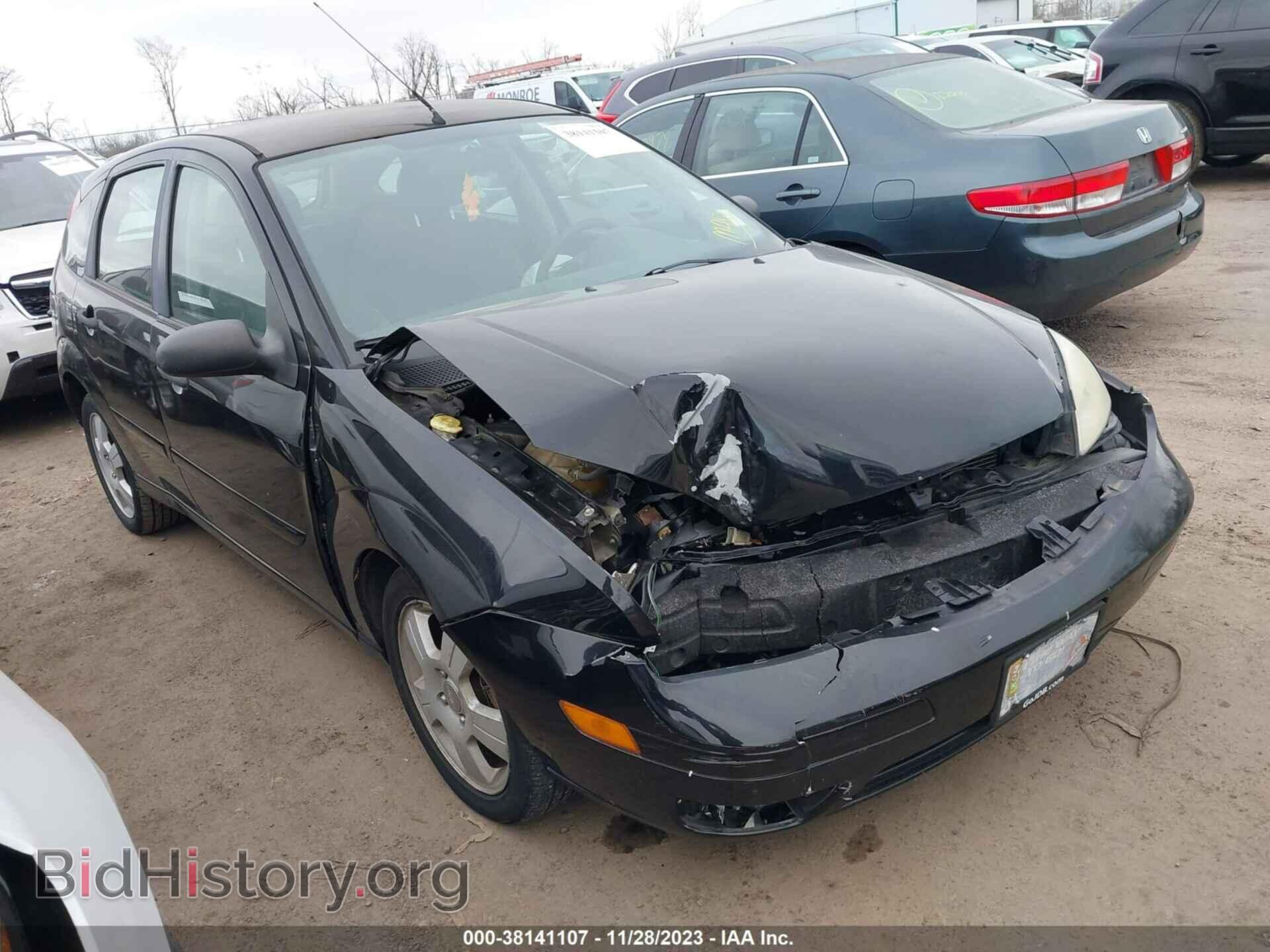 Photo 1FAHP37N77W140304 - FORD FOCUS 2007