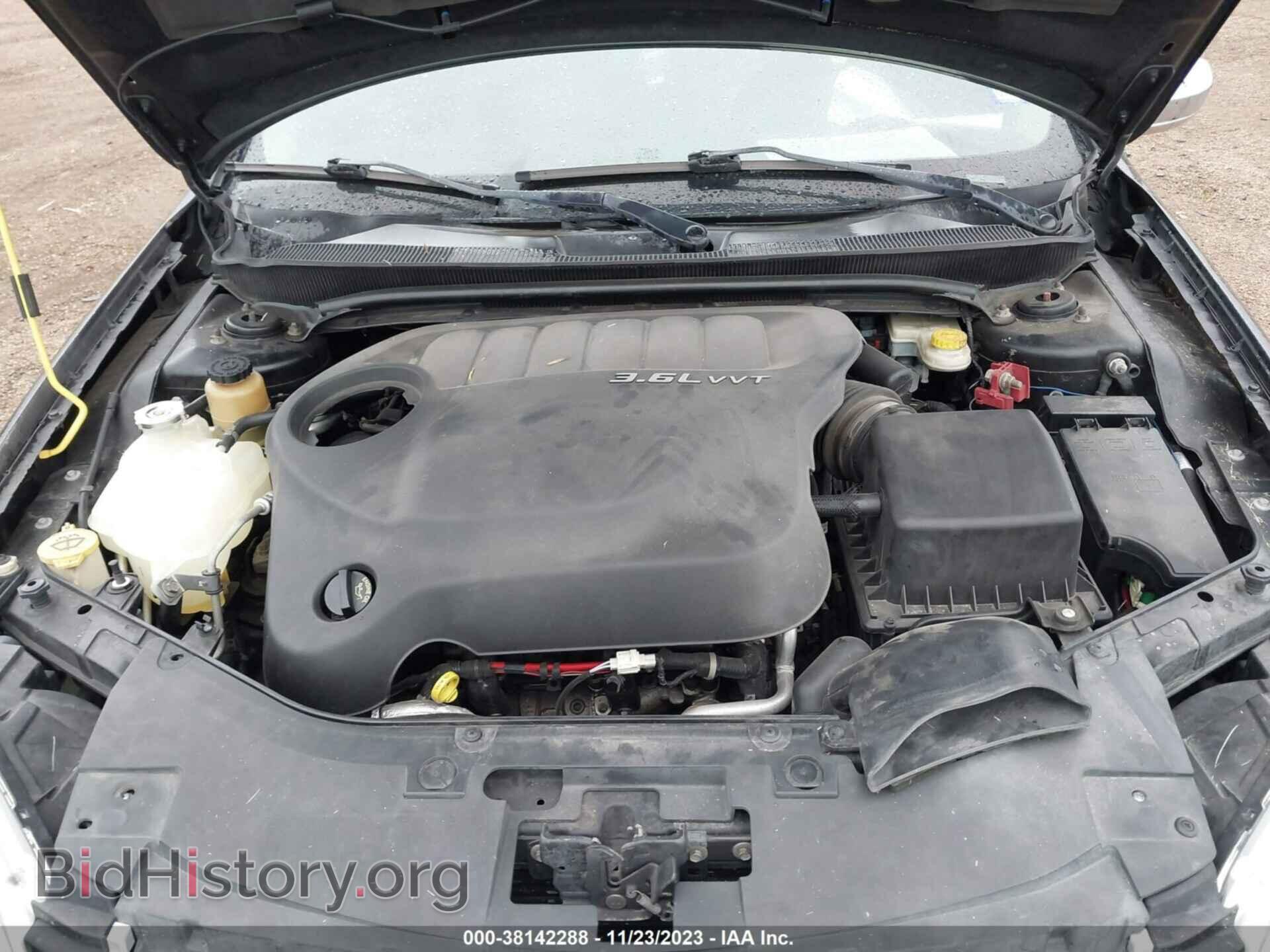 2011 CHRYSLER 200 - VIN: 1C3BC2FG4BN618920 - Photo 10