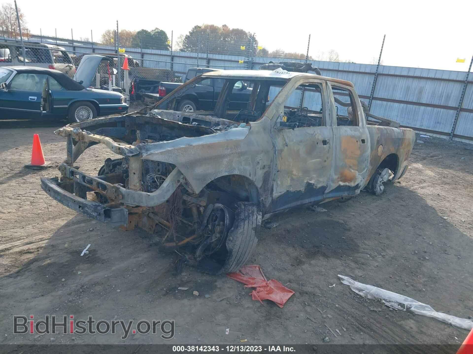 2014 RAM 1500 - VIN: 1C6RR7FT3ES343590 - Photo 2