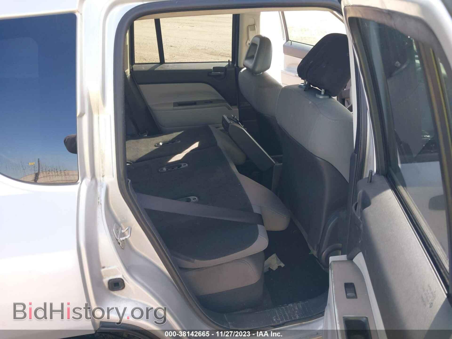2007 JEEP COMPASS - VIN: 1J8FT47097D261217 - Фото 8