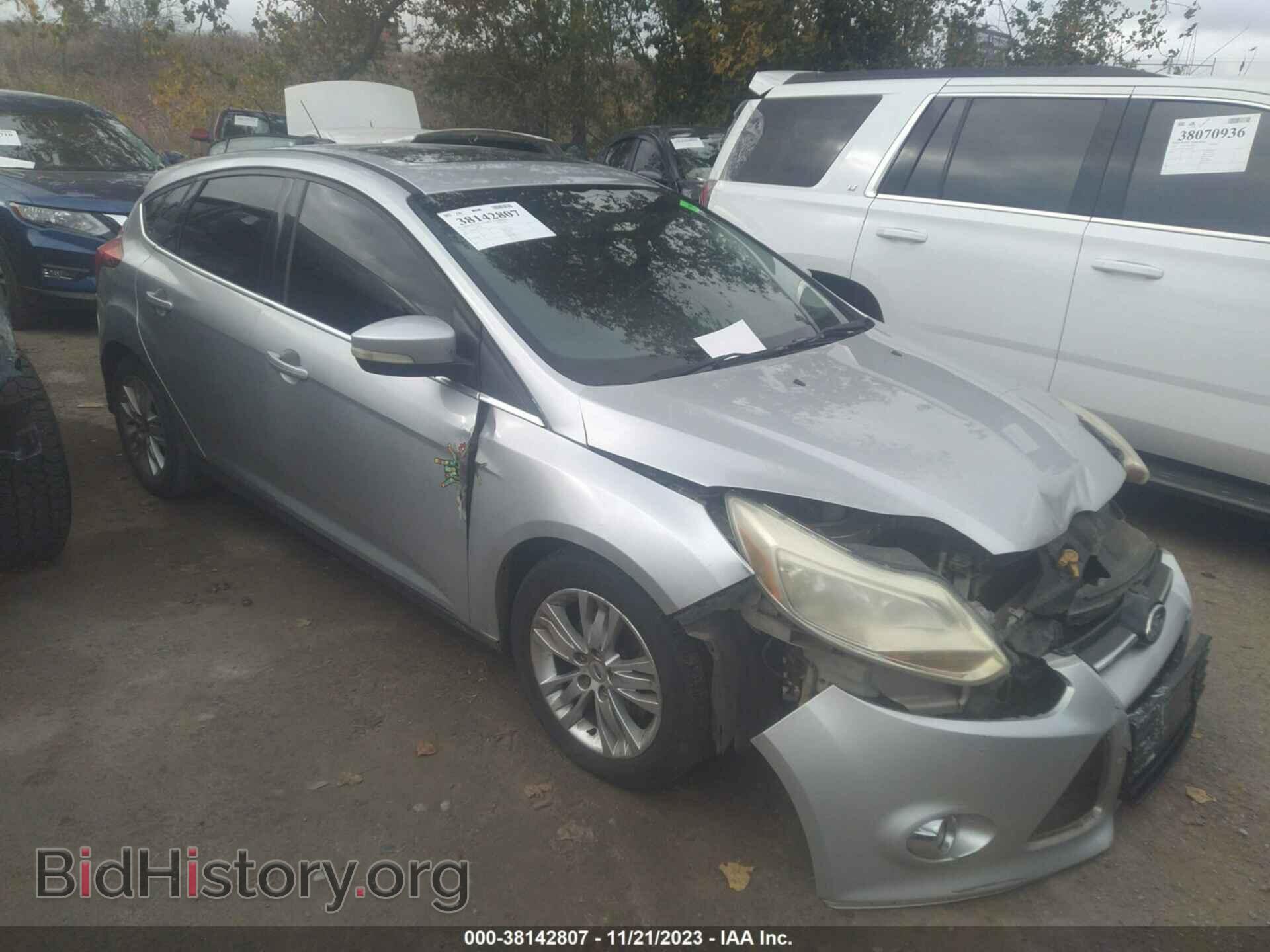 Photo 1FAHP3M2XCL191365 - FORD FOCUS 2012