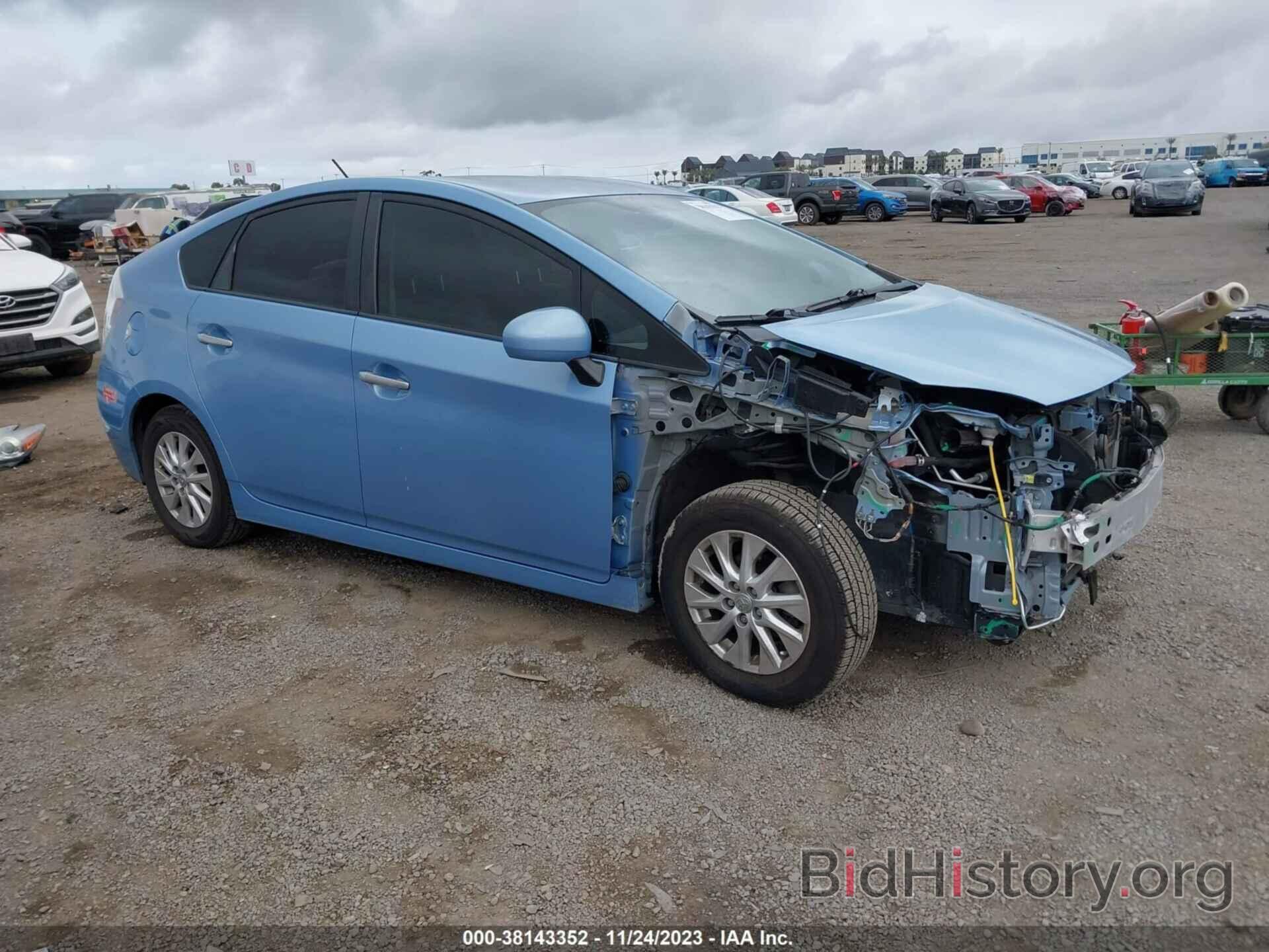 Фотография JTDKN3DP4E3058458 - TOYOTA PRIUS PLUG-IN 2014