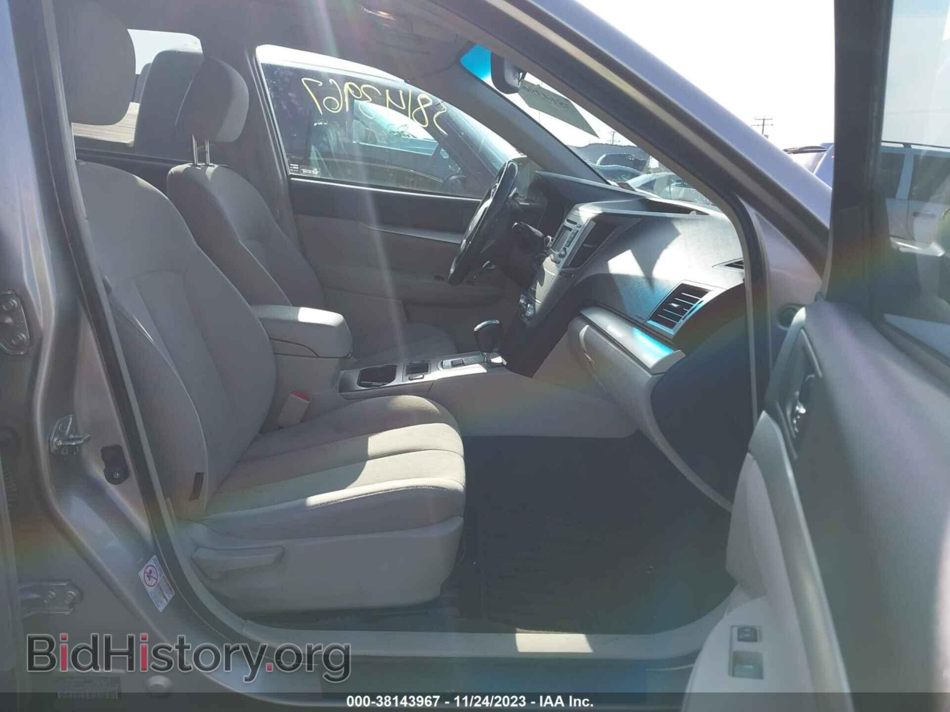 2014 SUBARU OUTBACK - VIN: 4S4BRCDCXE3300375 - Фото 5