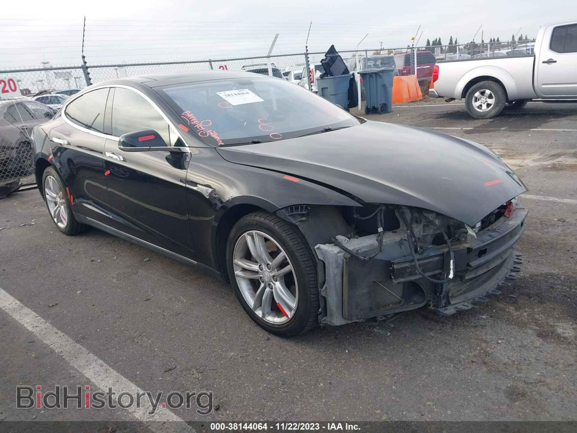 Фотография 5YJSA1AC2DFP10139 - TESLA MODEL S 2013