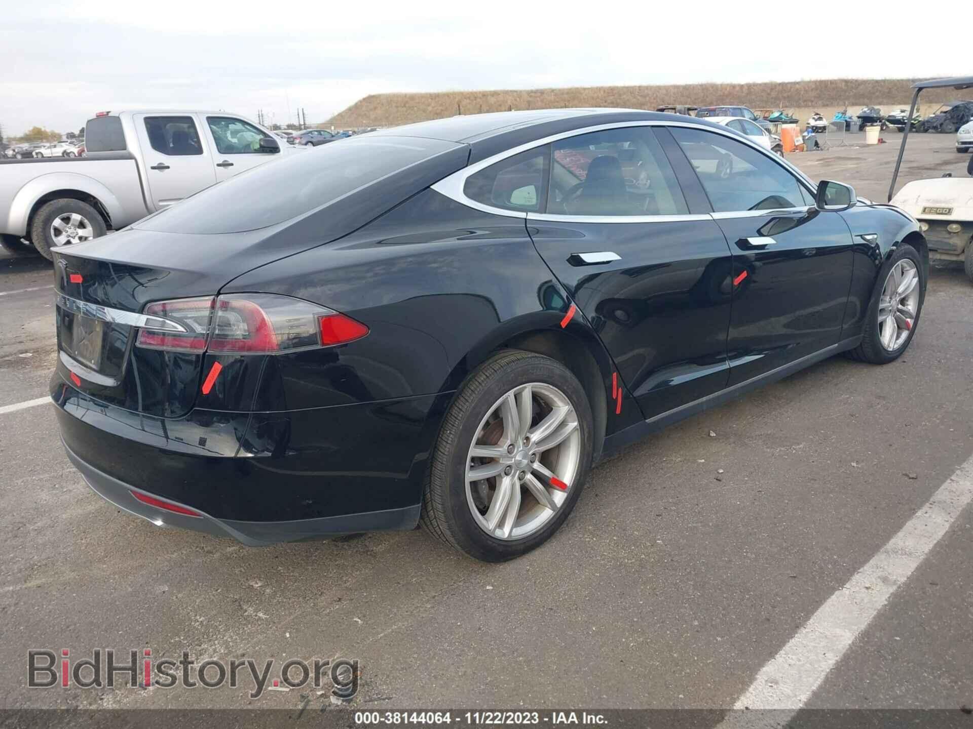 2013 TESLA MODEL S - VIN: 5YJSA1AC2DFP10139 - Photo 4