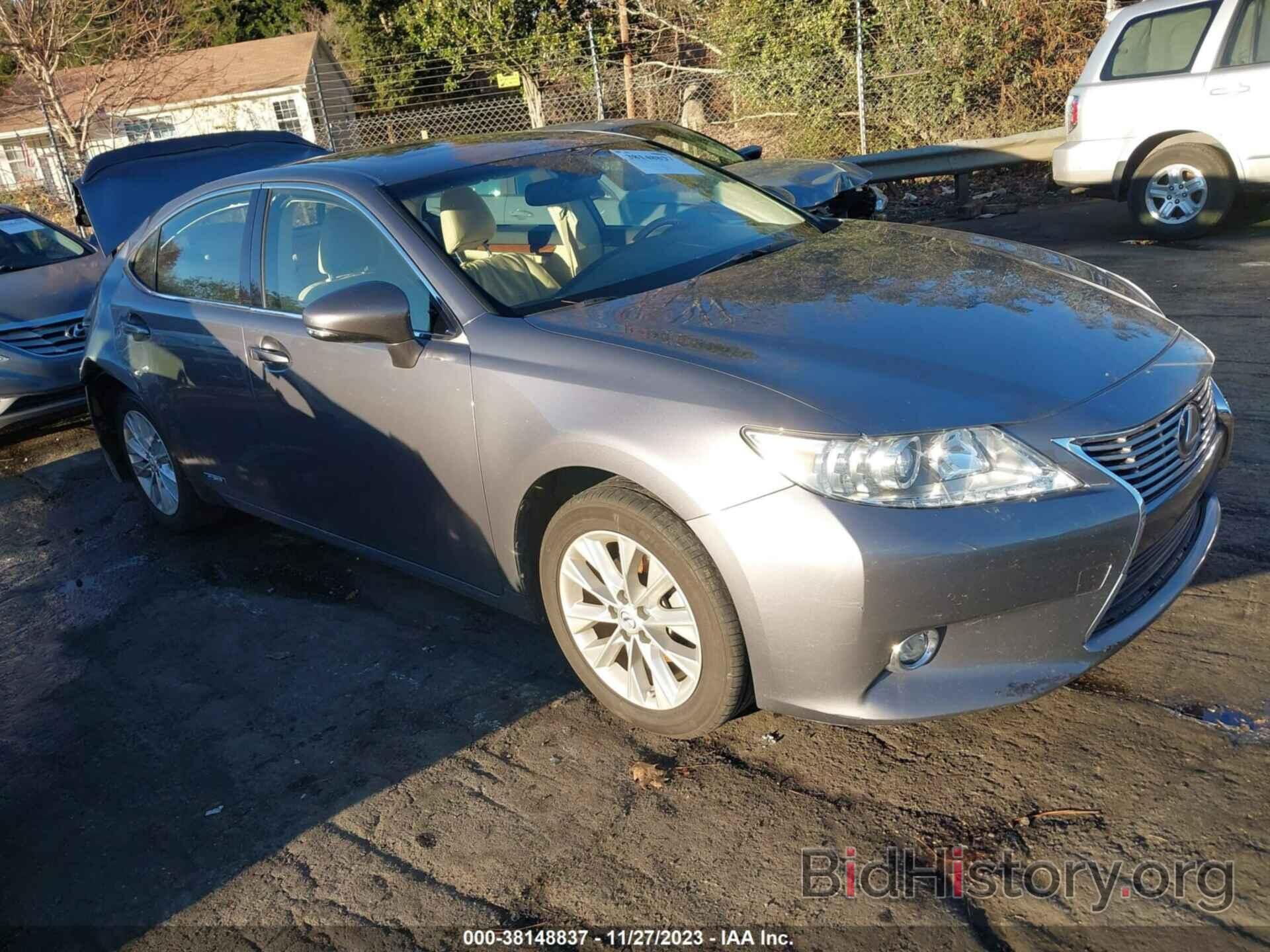 Photo JTHBW1GG8F2084502 - LEXUS ES 300H 2015