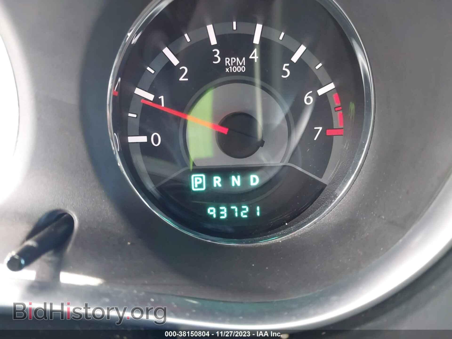 2011 CHRYSLER 200 - VIN: 1C3BC2FB5BN531192 - Фото 7