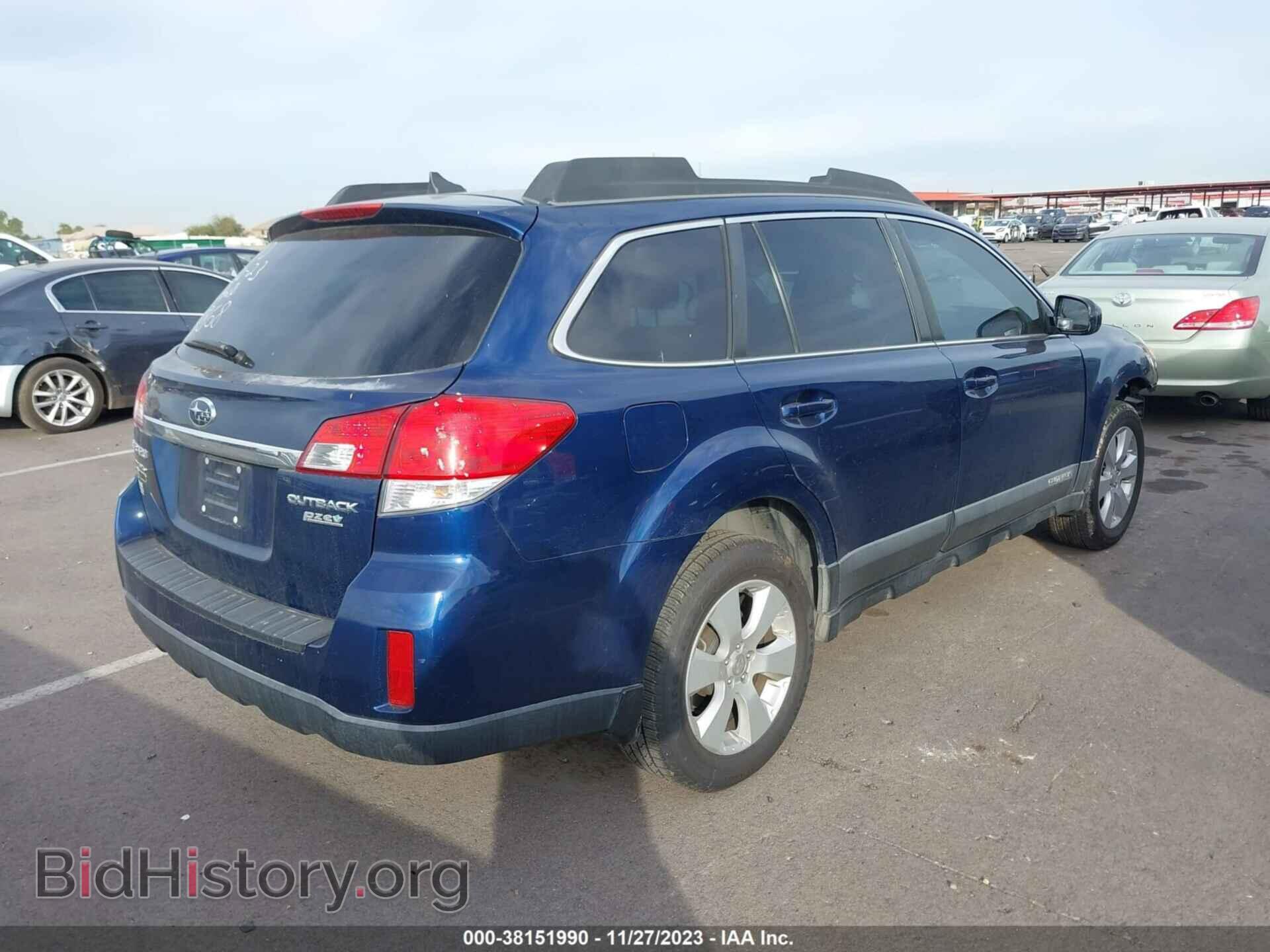 2011 SUBARU OUTBACK - VIN: 4S4BRBKC4B3323868 - Фото 4