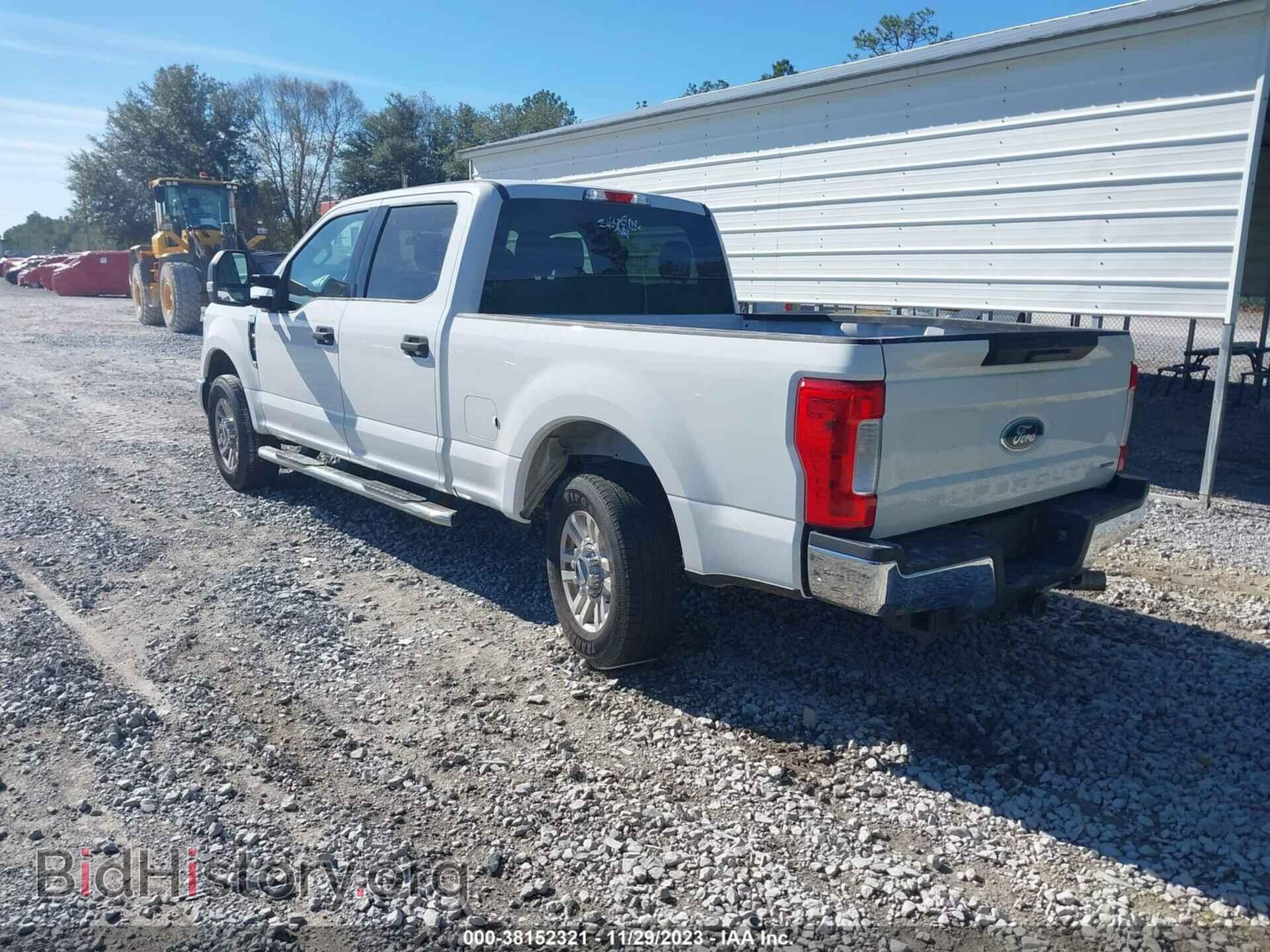 2017 FORD F-250 - VIN: 1FT7W2A60HEC80335 - Фото 3