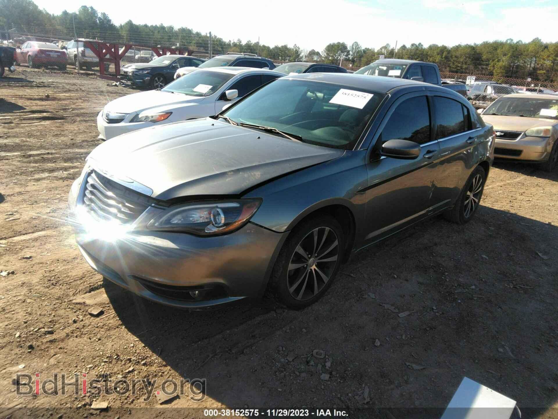 2012 CHRYSLER 200 - VIN: 1C3CCBBG0CN249727 - Фото 2
