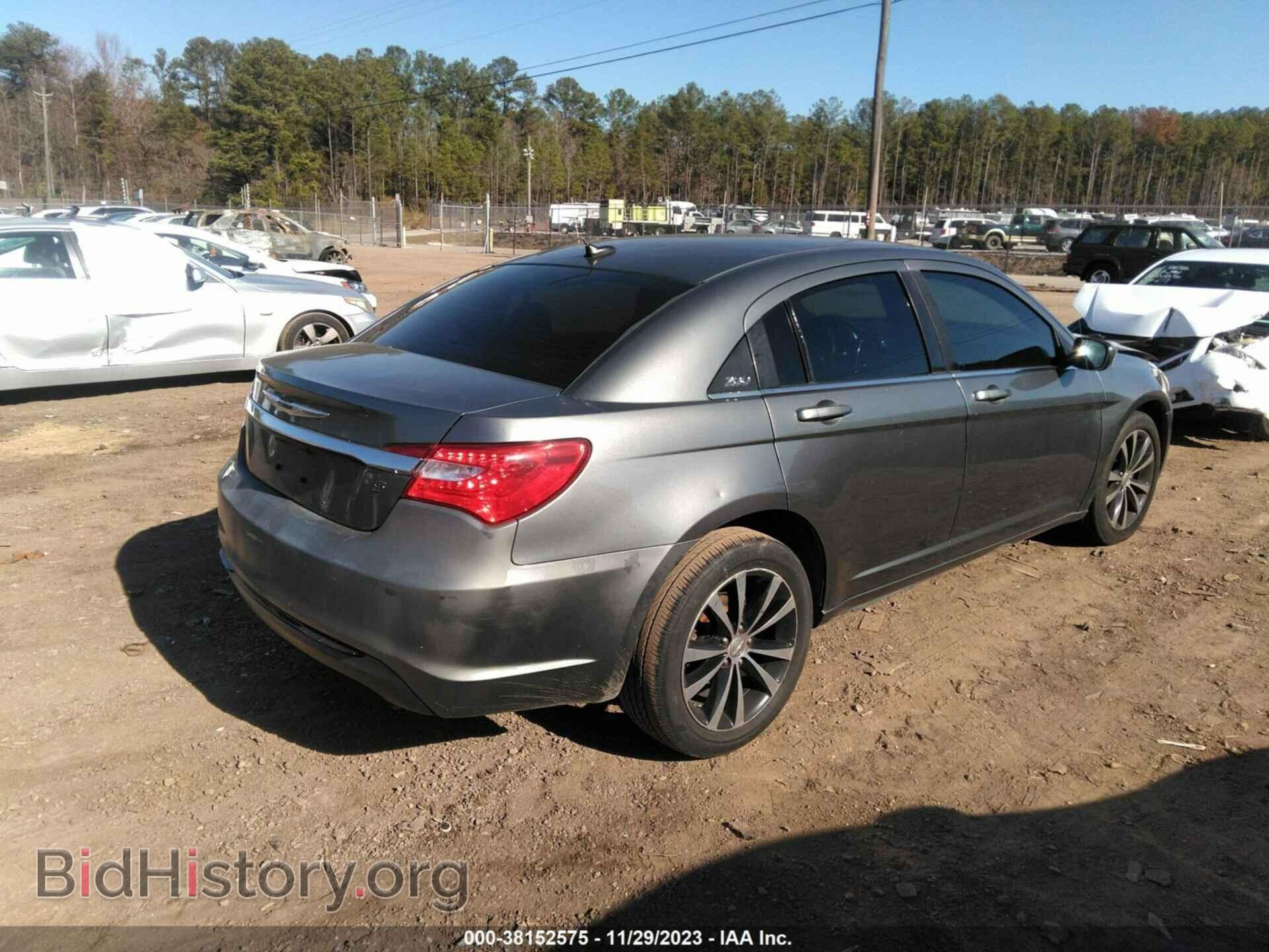 2012 CHRYSLER 200 - VIN: 1C3CCBBG0CN249727 - Фото 4