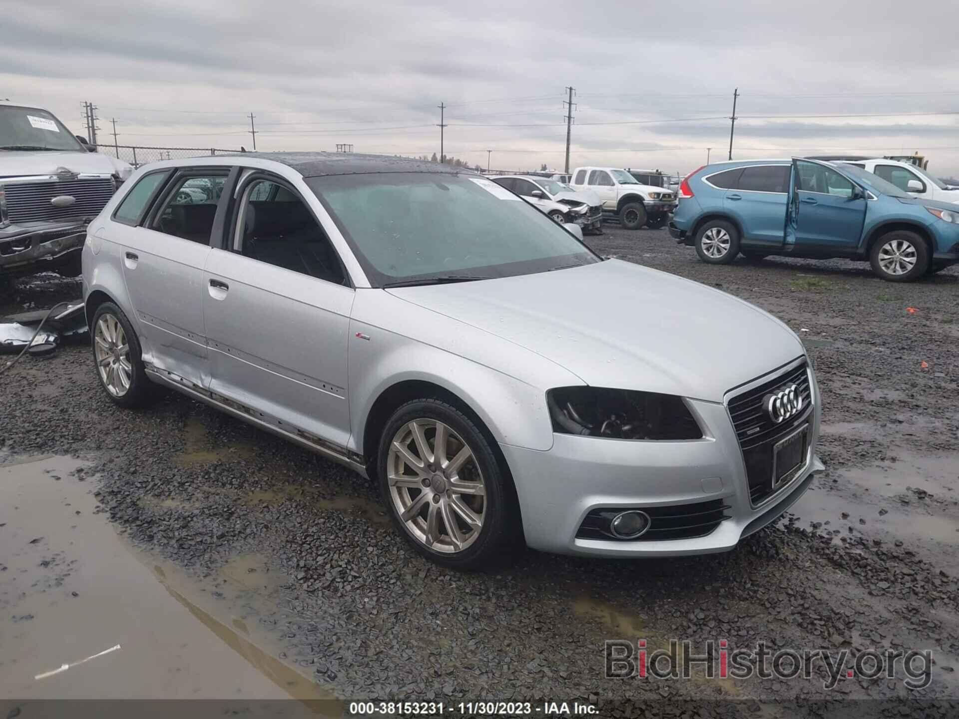 Фотография WAUMFAFM3BA034797 - AUDI A3 2011