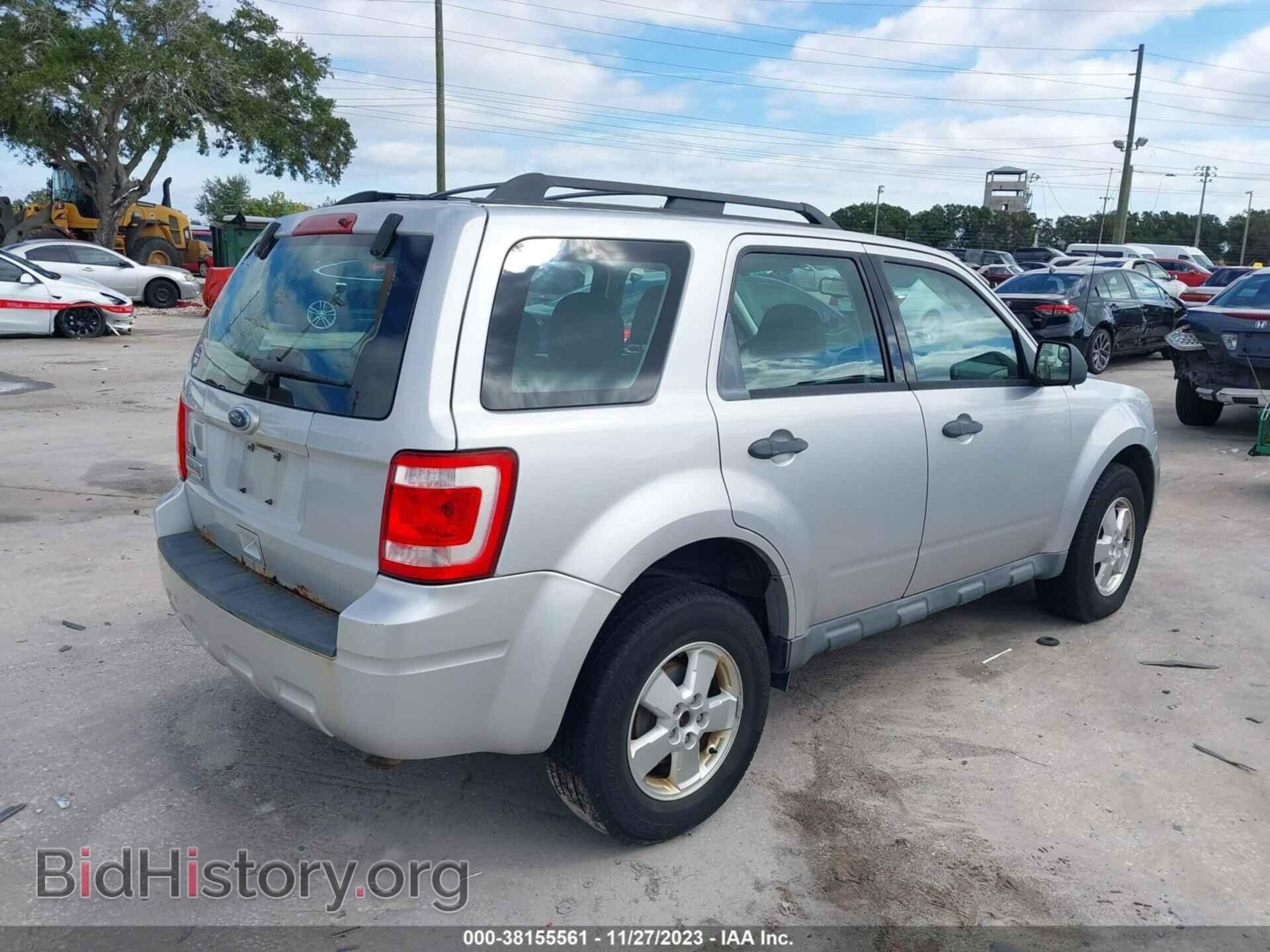2011 FORD ESCAPE - VIN: 1FMCU9C72BKA28142 - Photo 4