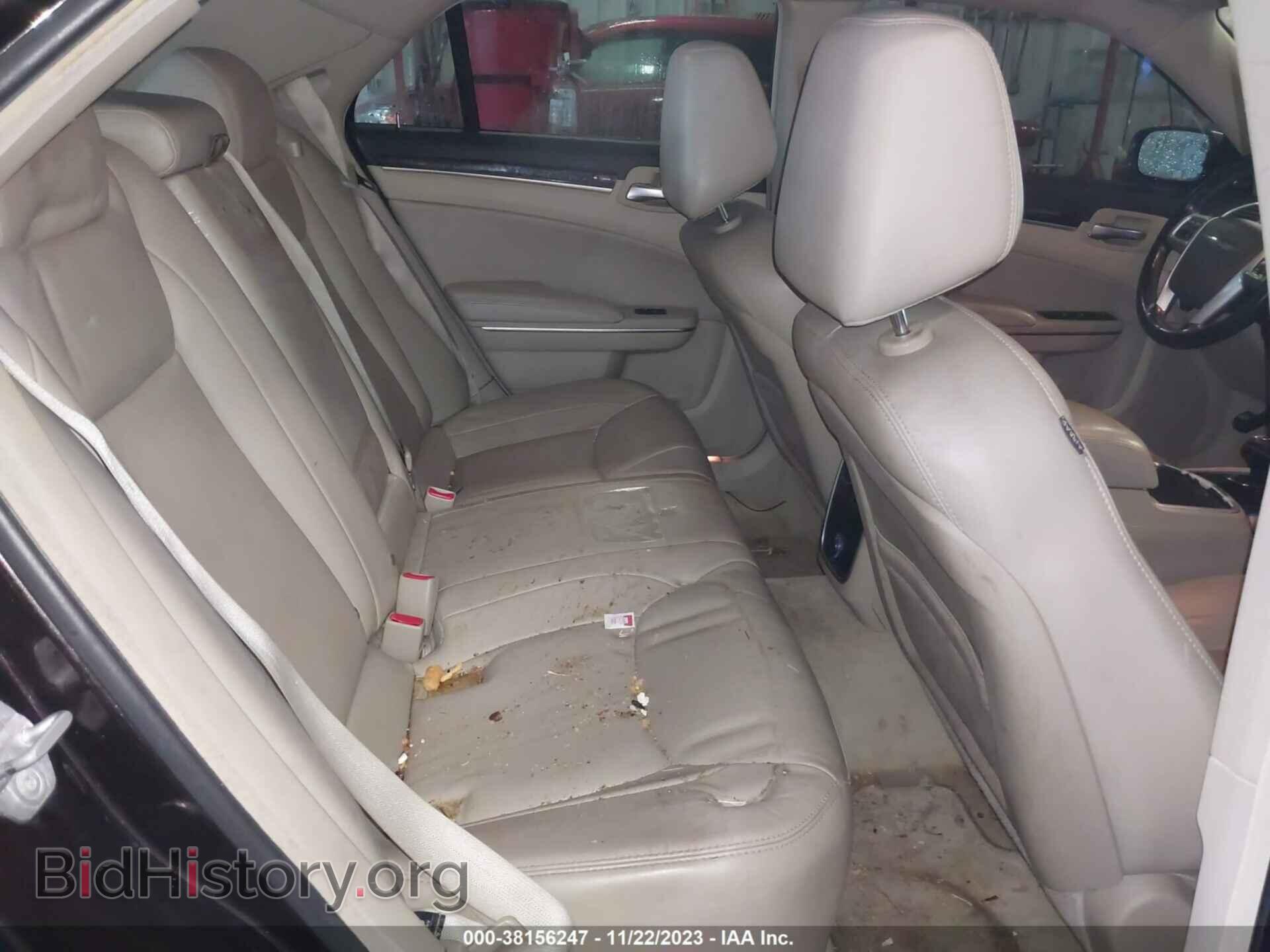 2012 CHRYSLER 300 - VIN: 2C3CCACG0CH249129 - Фото 8