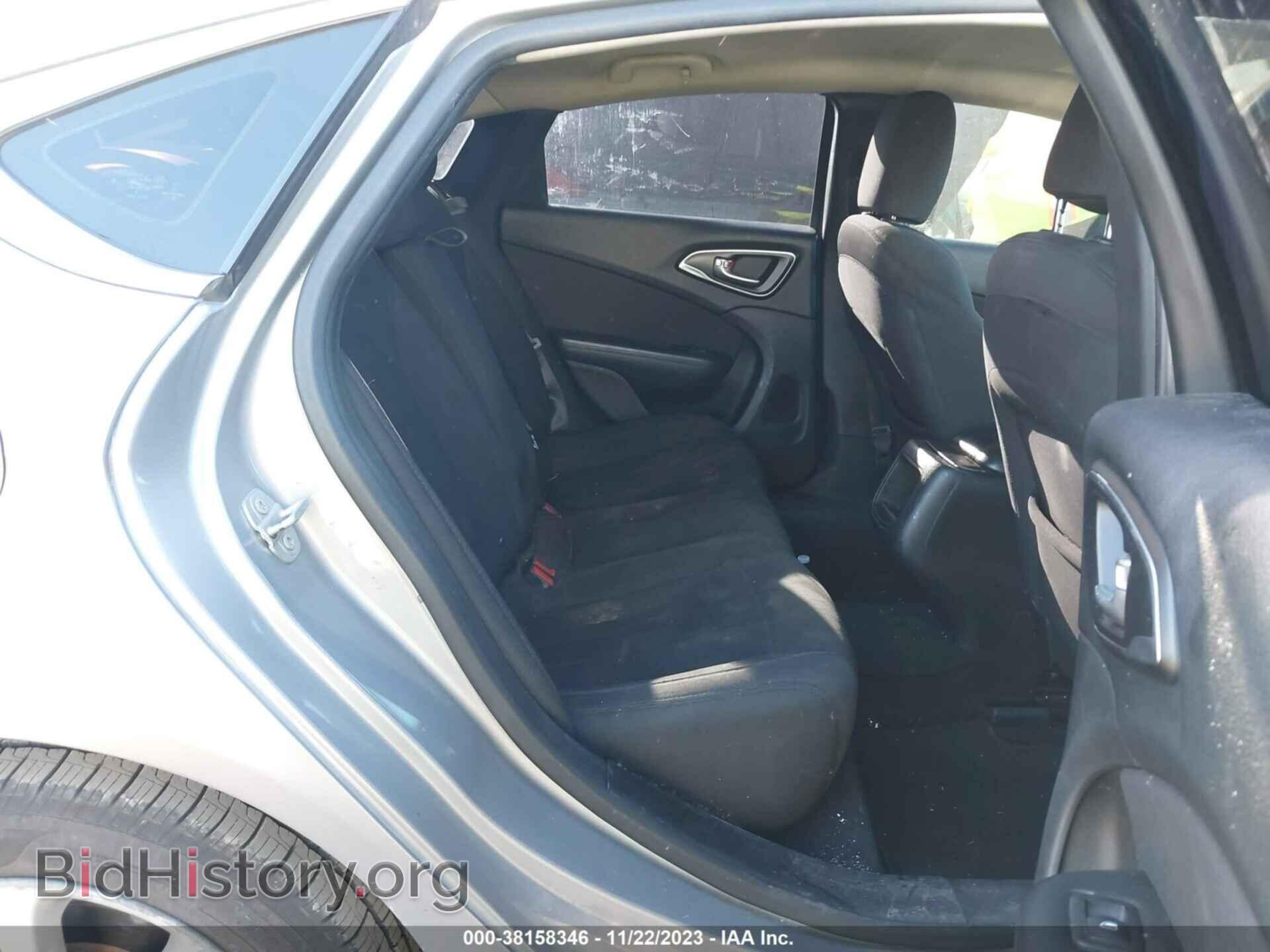 2015 CHRYSLER 200 - VIN: 1C3CCCAB1FN720672 - Фото 8