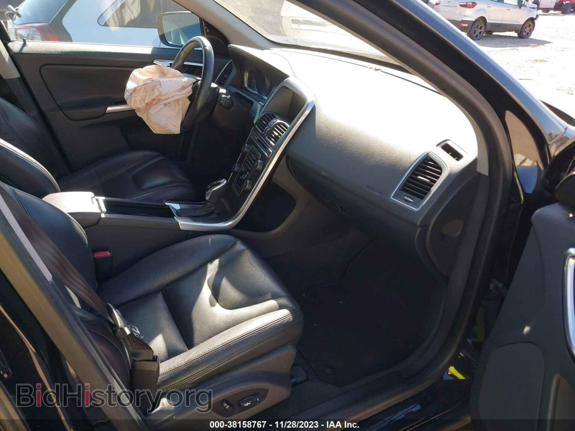 2014 VOLVO XC60 - VIN: YV4952DL2E2514708 - Фото 5