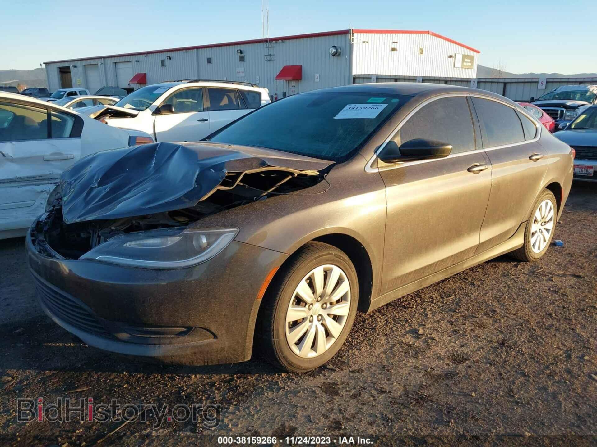 2016 CHRYSLER 200 - VIN: 1C3CCCFB4GN130962 - Фото 2