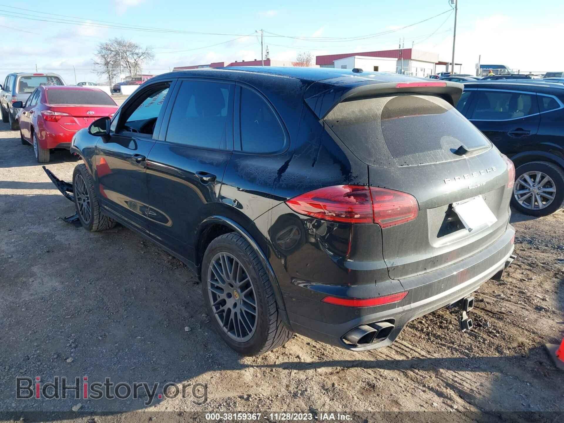 2017 PORSCHE CAYENNE - VIN: WP1AA2A22HKA83149 - Фото 3