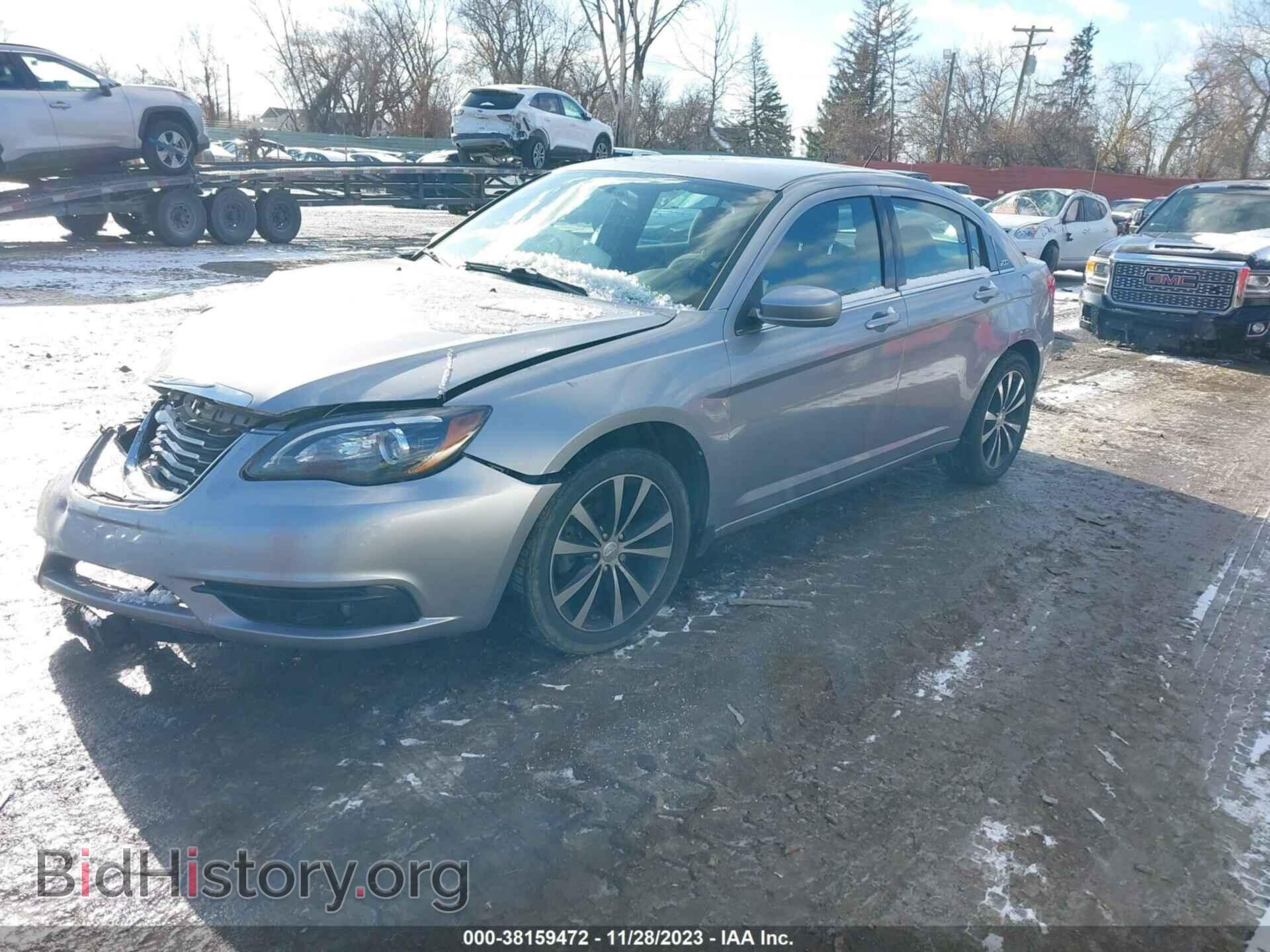 2013 CHRYSLER 200 - VIN: 1C3CCBBB7DN627676 - Photo 2