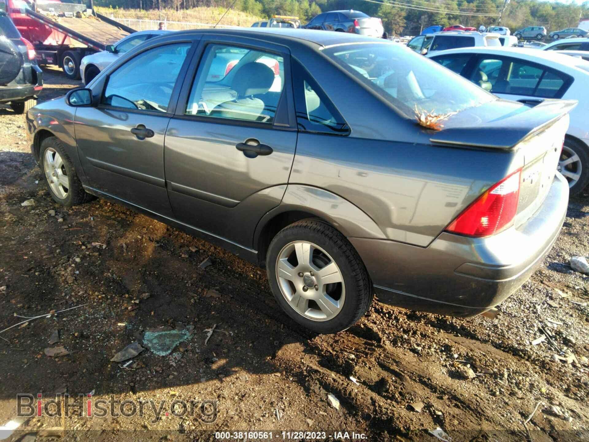 2006 FORD FOCUS - VIN: 1FAFP34N76W156352 - Фото 3