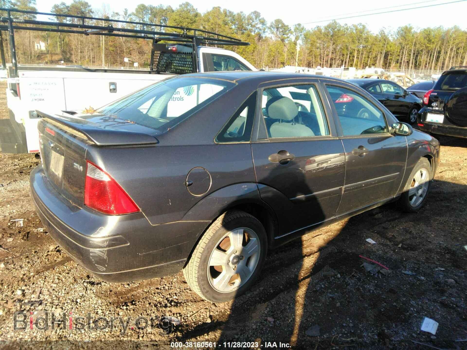 2006 FORD FOCUS - VIN: 1FAFP34N76W156352 - Фото 4