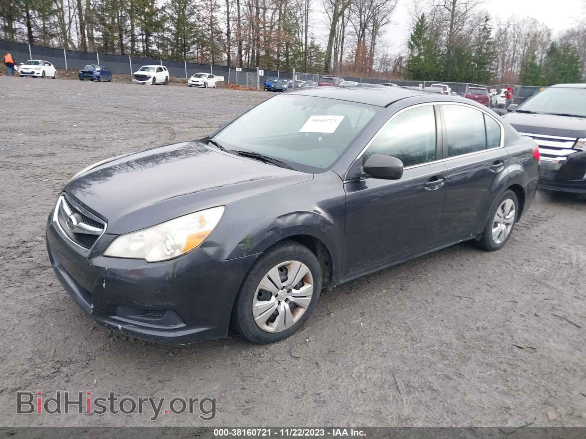 2011 SUBARU LEGACY - VIN: 4S3BMAA69B1241476 - Фото 2