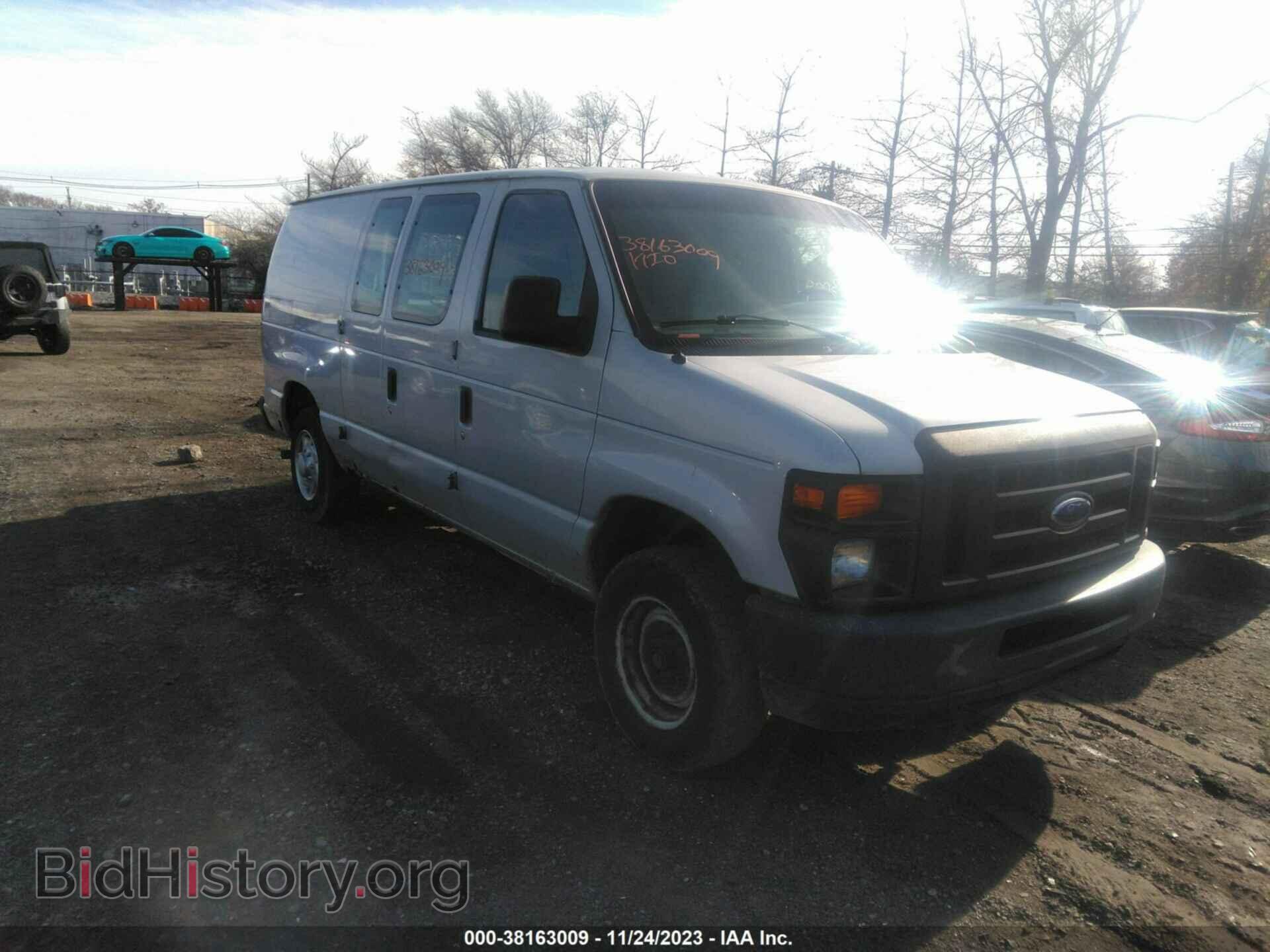 Photo 1FTNE14WX8DA36469 - FORD E-150 2008