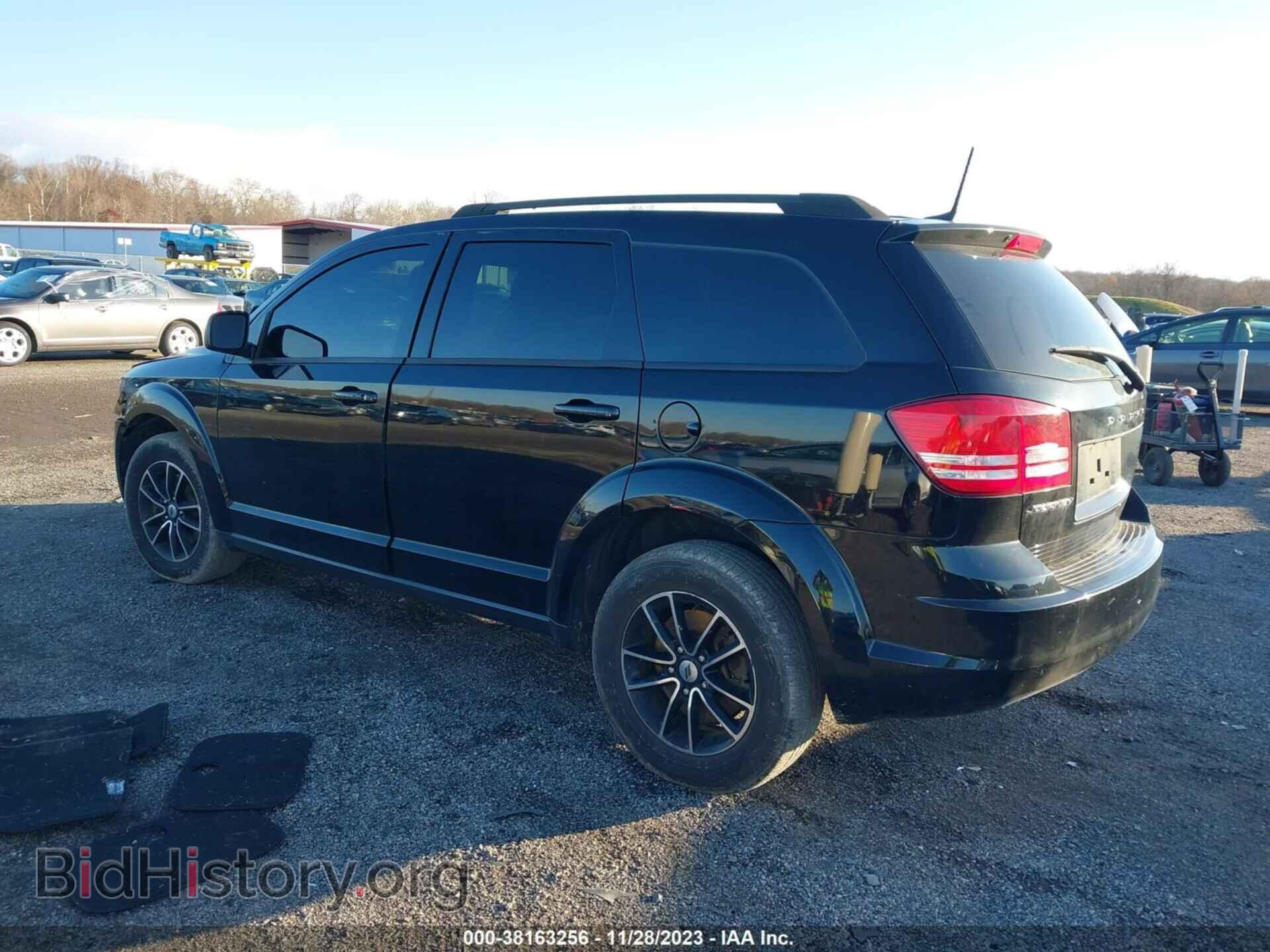 2018 DODGE JOURNEY - VIN: 3C4PDCAB3JT533601 - Фото 3