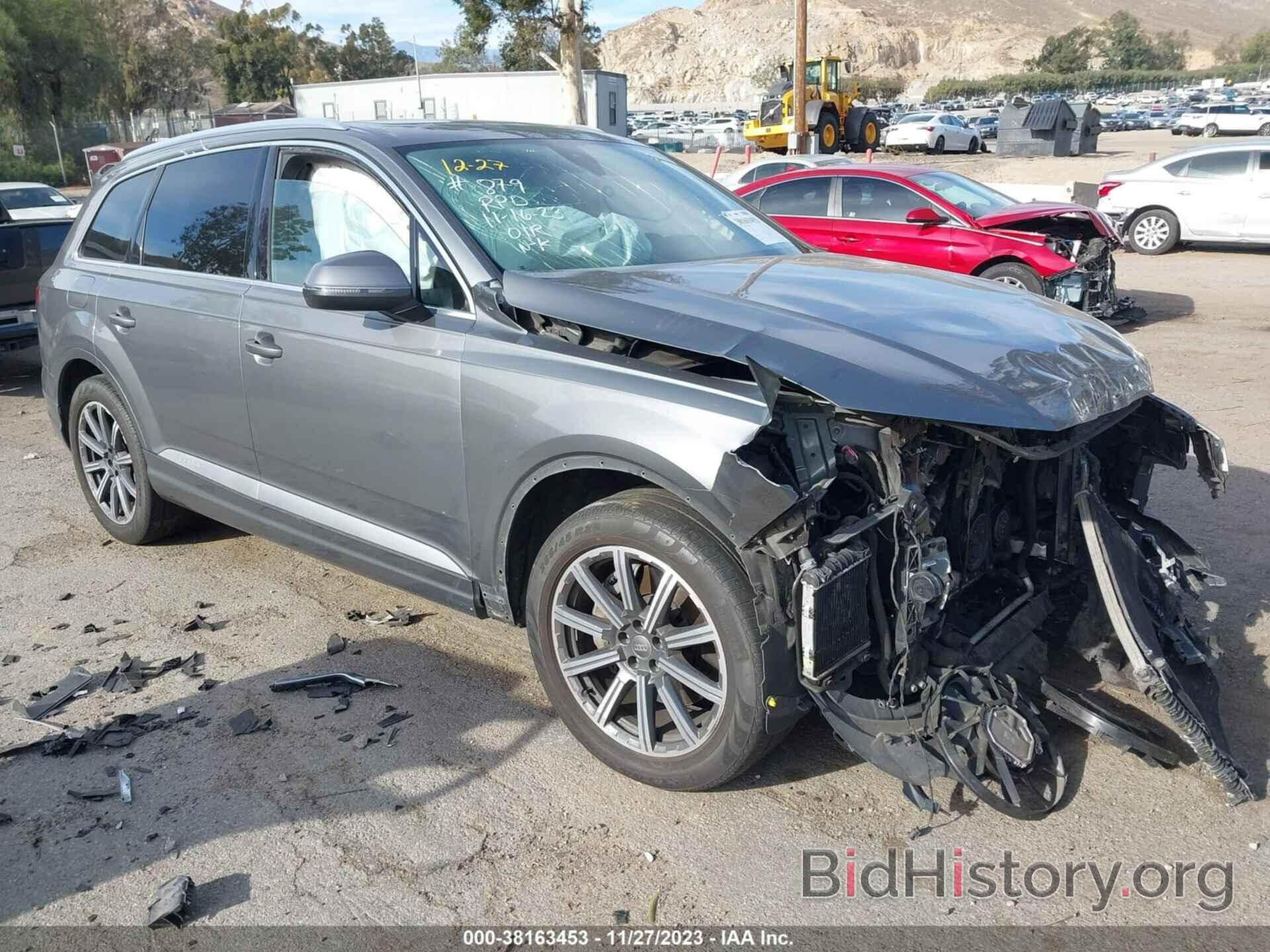 Photo WA1LAAF77HD019163 - AUDI Q7 2017