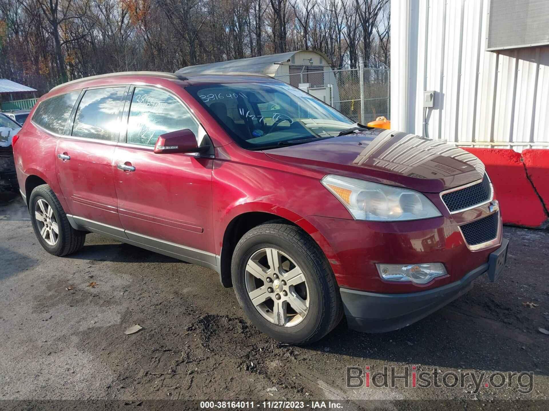 Photo 1GNKVGED1BJ283561 - CHEVROLET TRAVERSE 2011