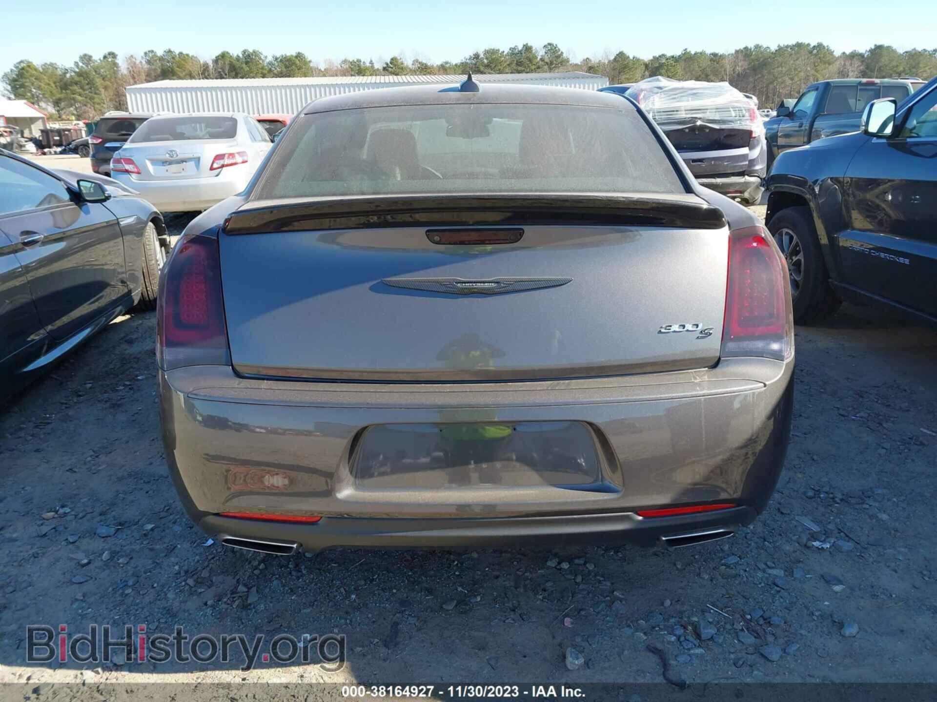2019 CHRYSLER 300 - VIN: 2C3CCABG8KH708195 - Фото 16