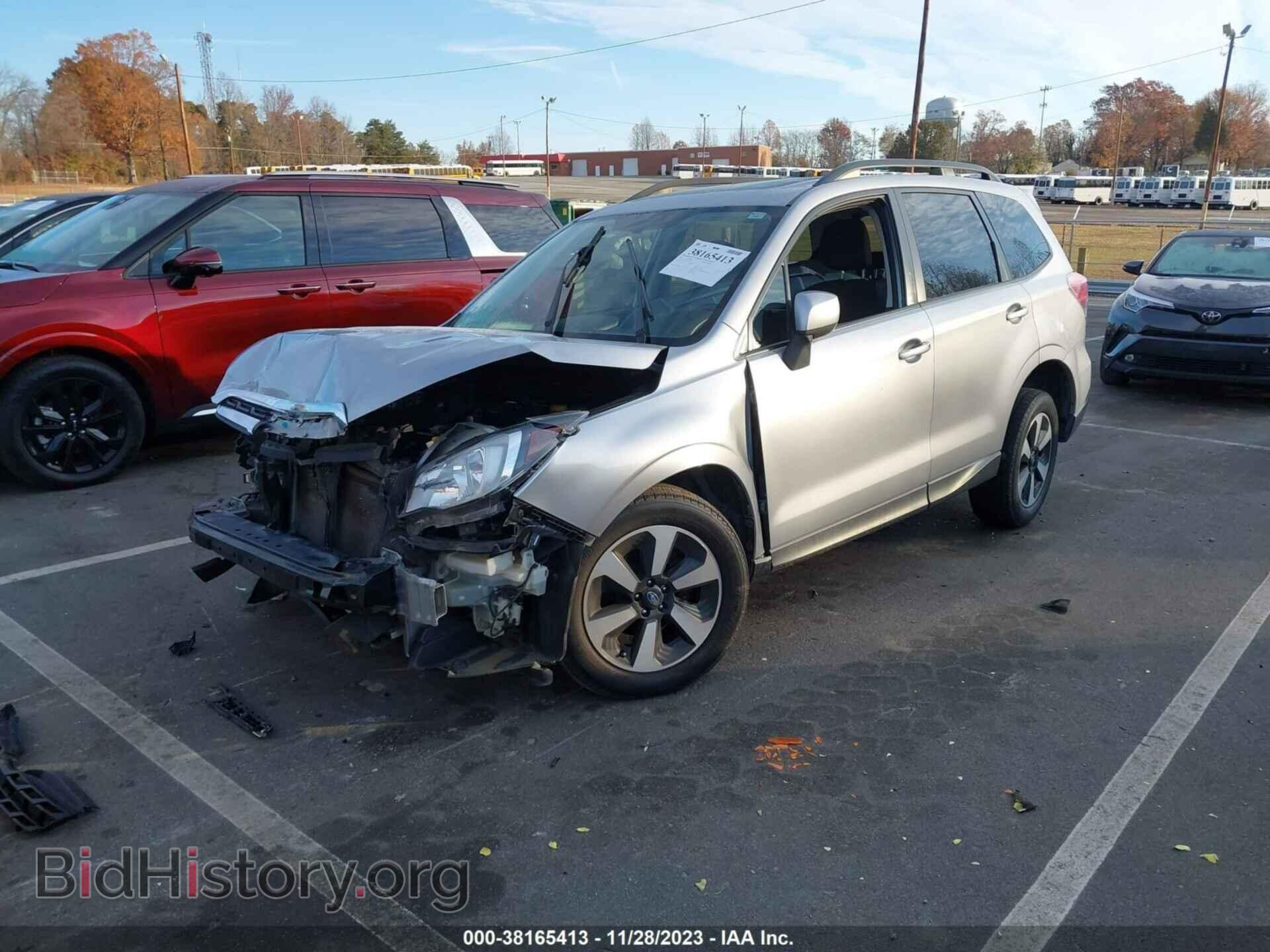 2017 SUBARU FORESTER - VIN: JF2SJAEC4HH805965 - Фото 2