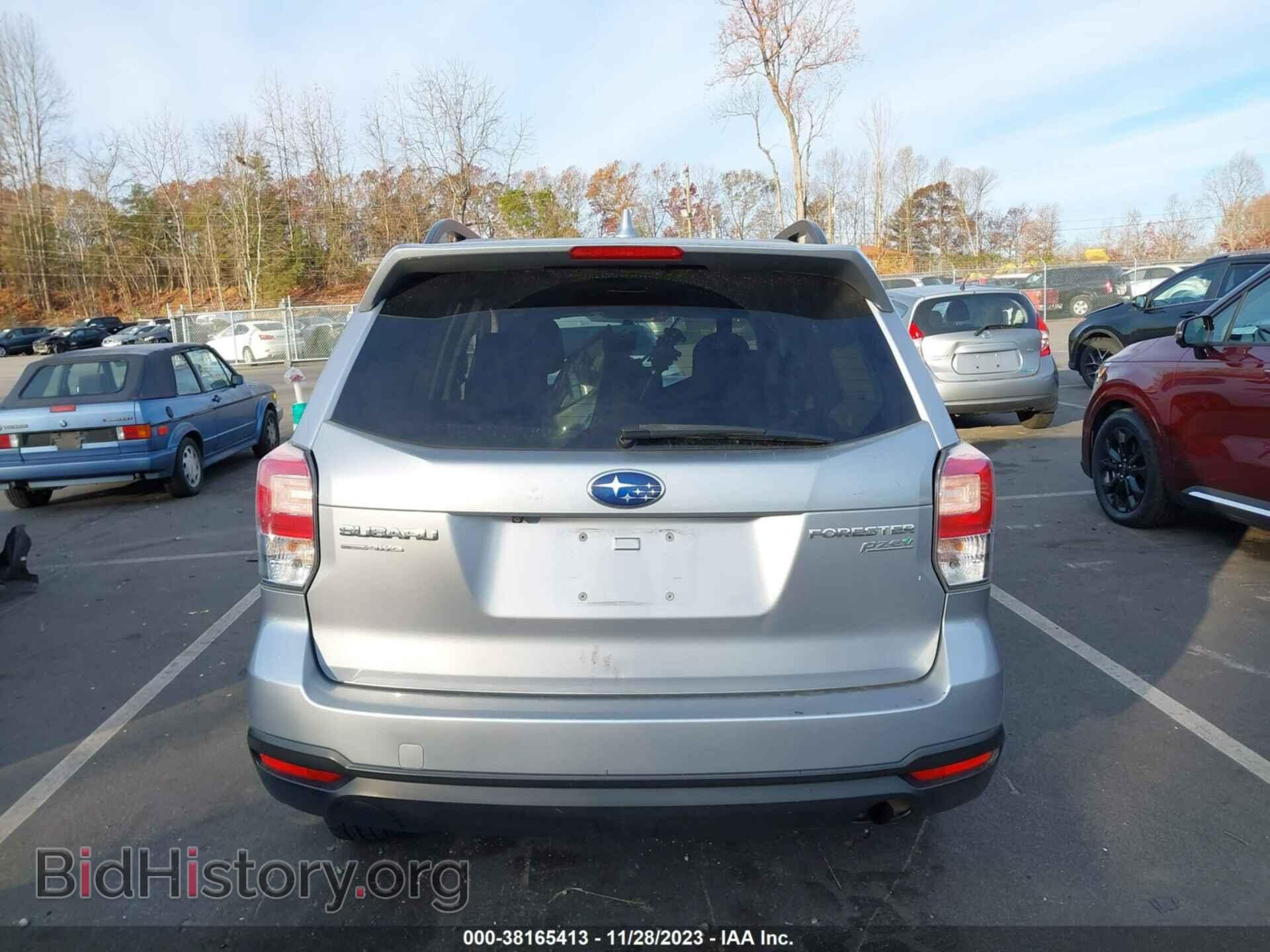 2017 SUBARU FORESTER - VIN: JF2SJAEC4HH805965 - Фото 16