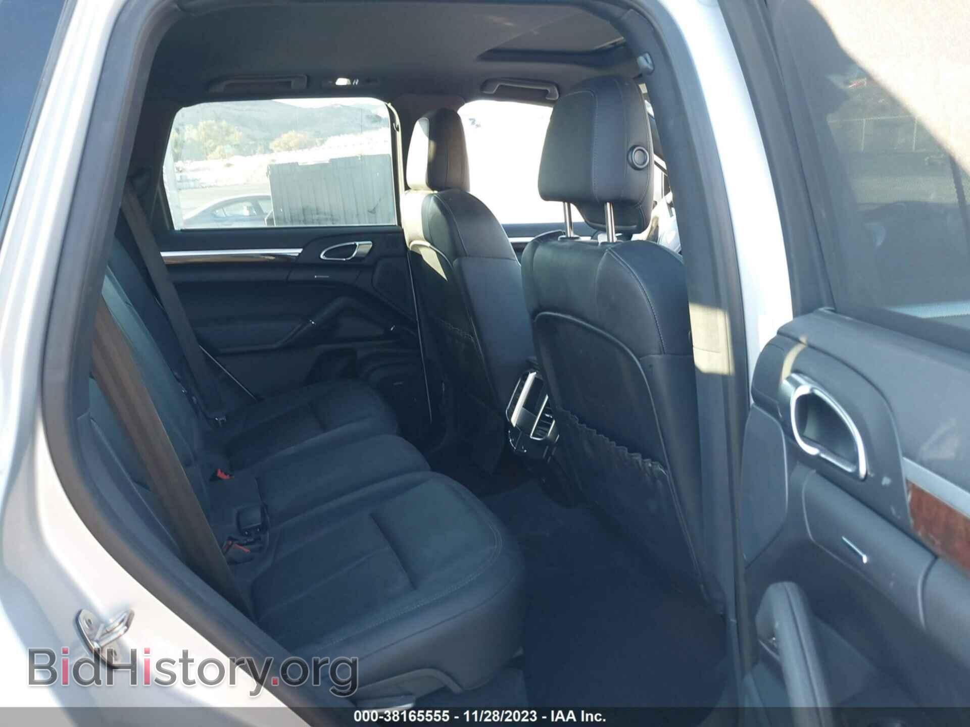 2013 PORSCHE CAYENNE - VIN: WP1AF2A24DLA39739 - Photo 8