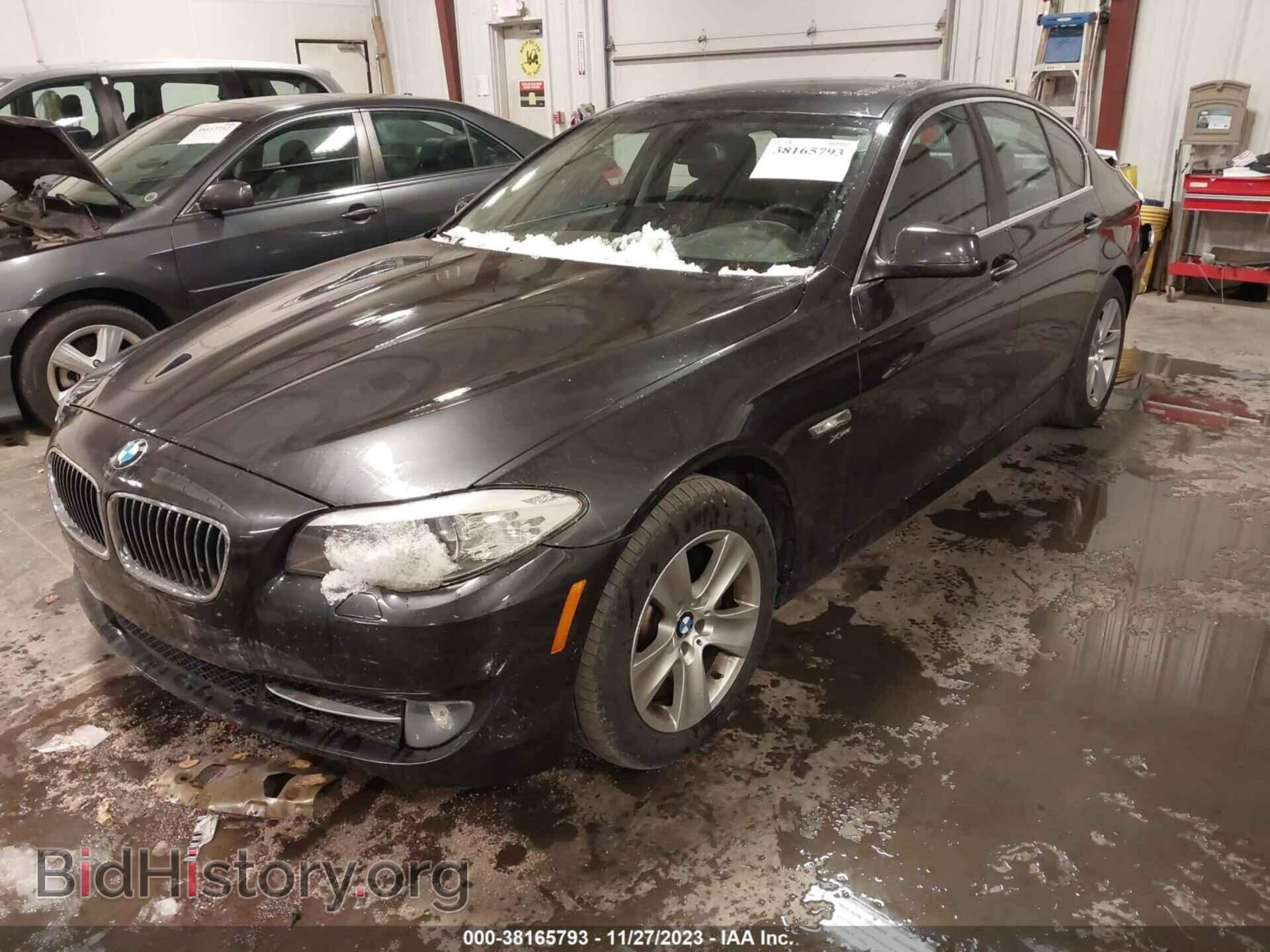 2012 BMW 528I - VIN: WBAXH5C59CDW05687 - Photo 2